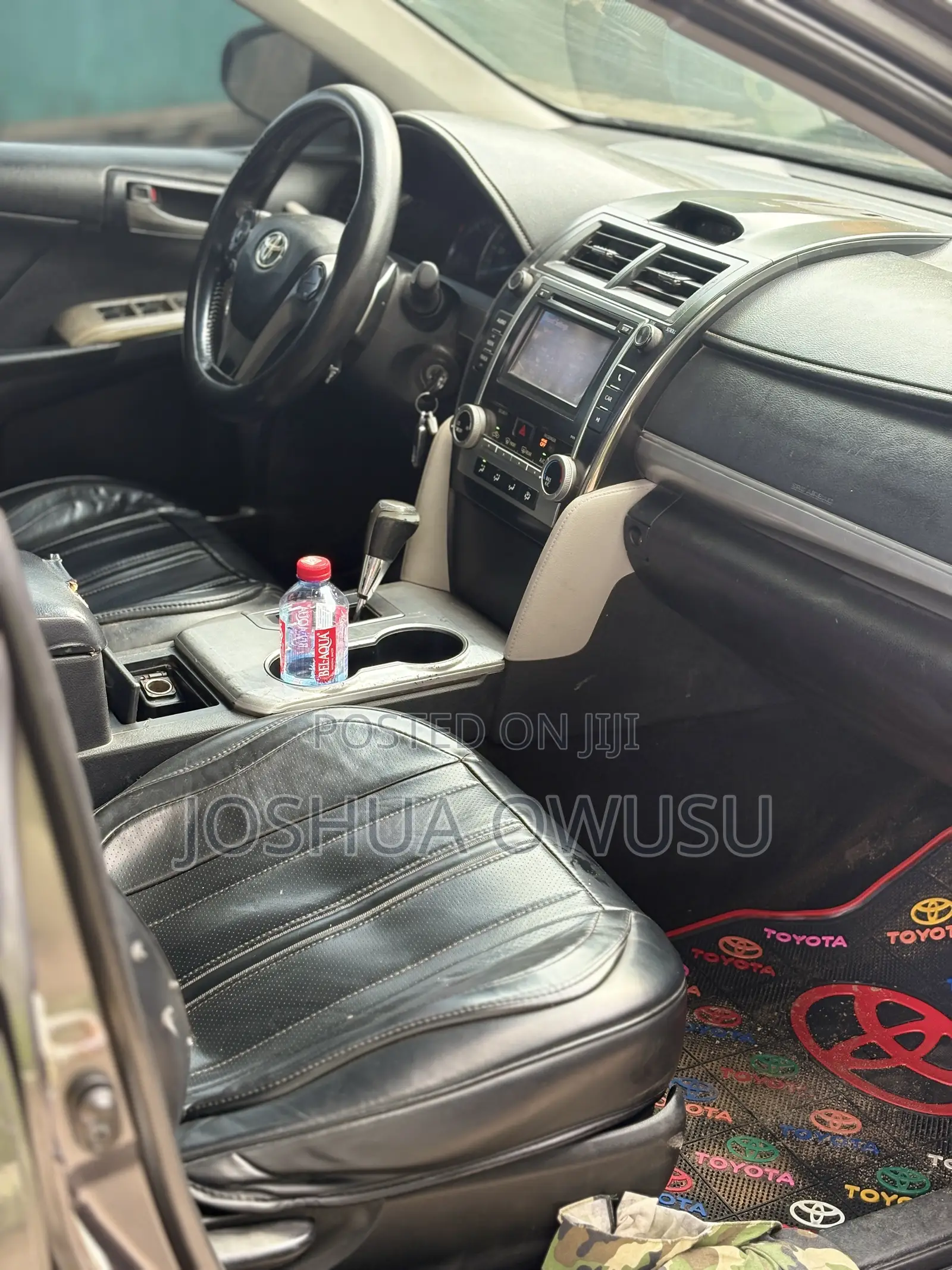 Toyota Camry SE 4dr Sedan (2.5L 4cyl 6A) 2014 Gray