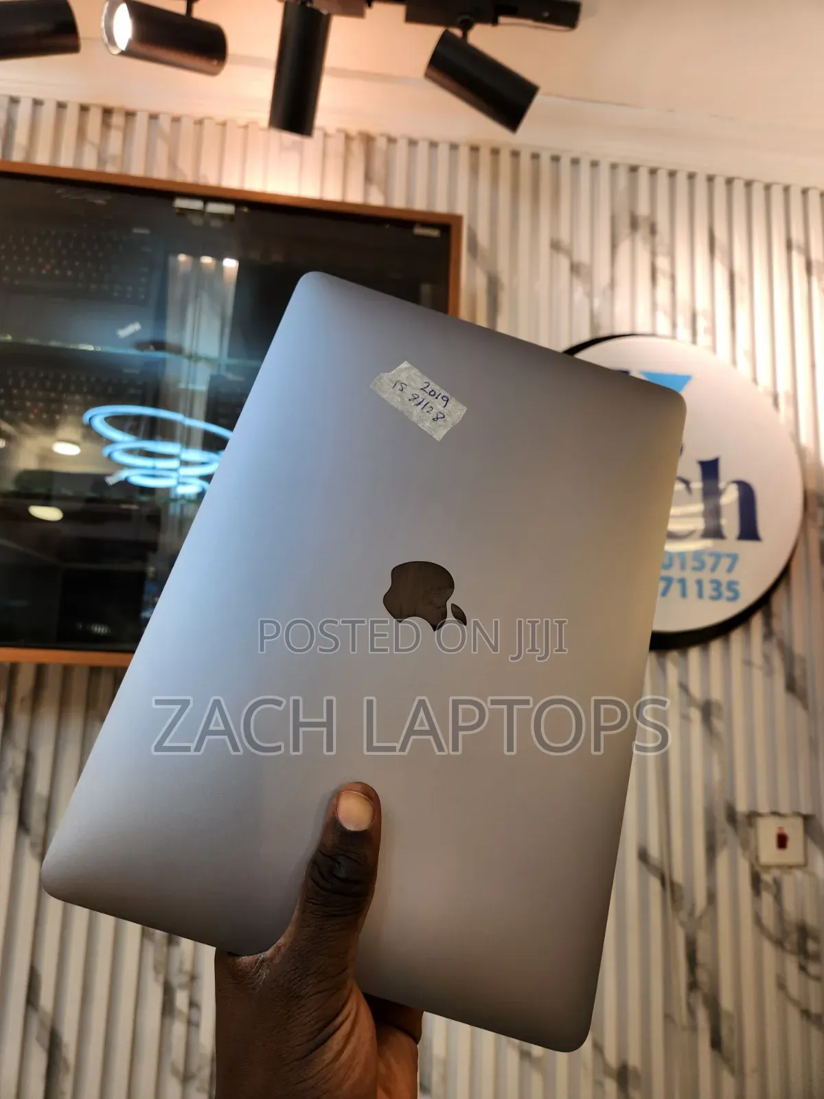 Laptop Apple MacBook Pro 2019 16GB Intel Core i7 SSD 1T