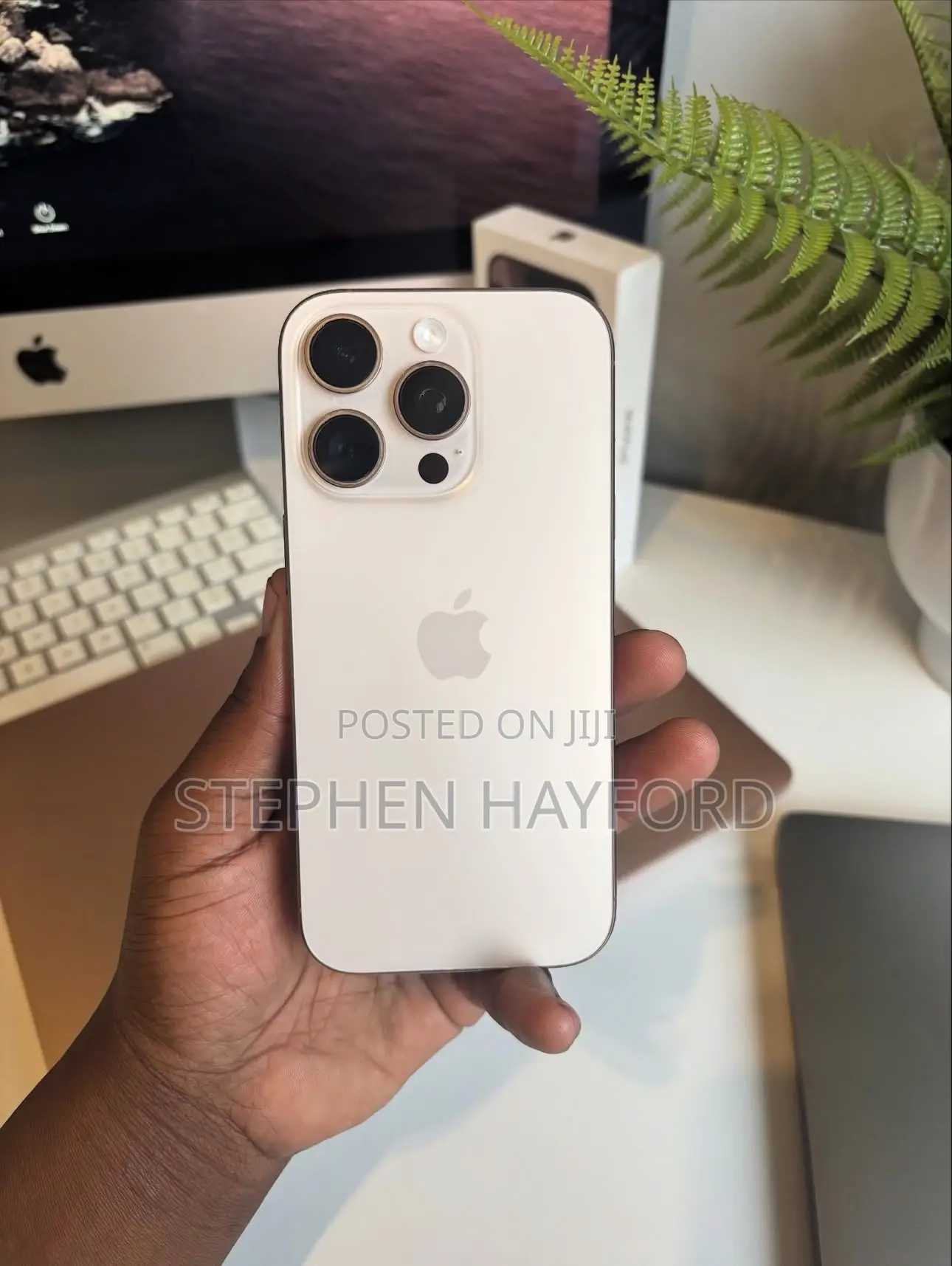 Apple iPhone 16 Pro Max 256 GB Gold