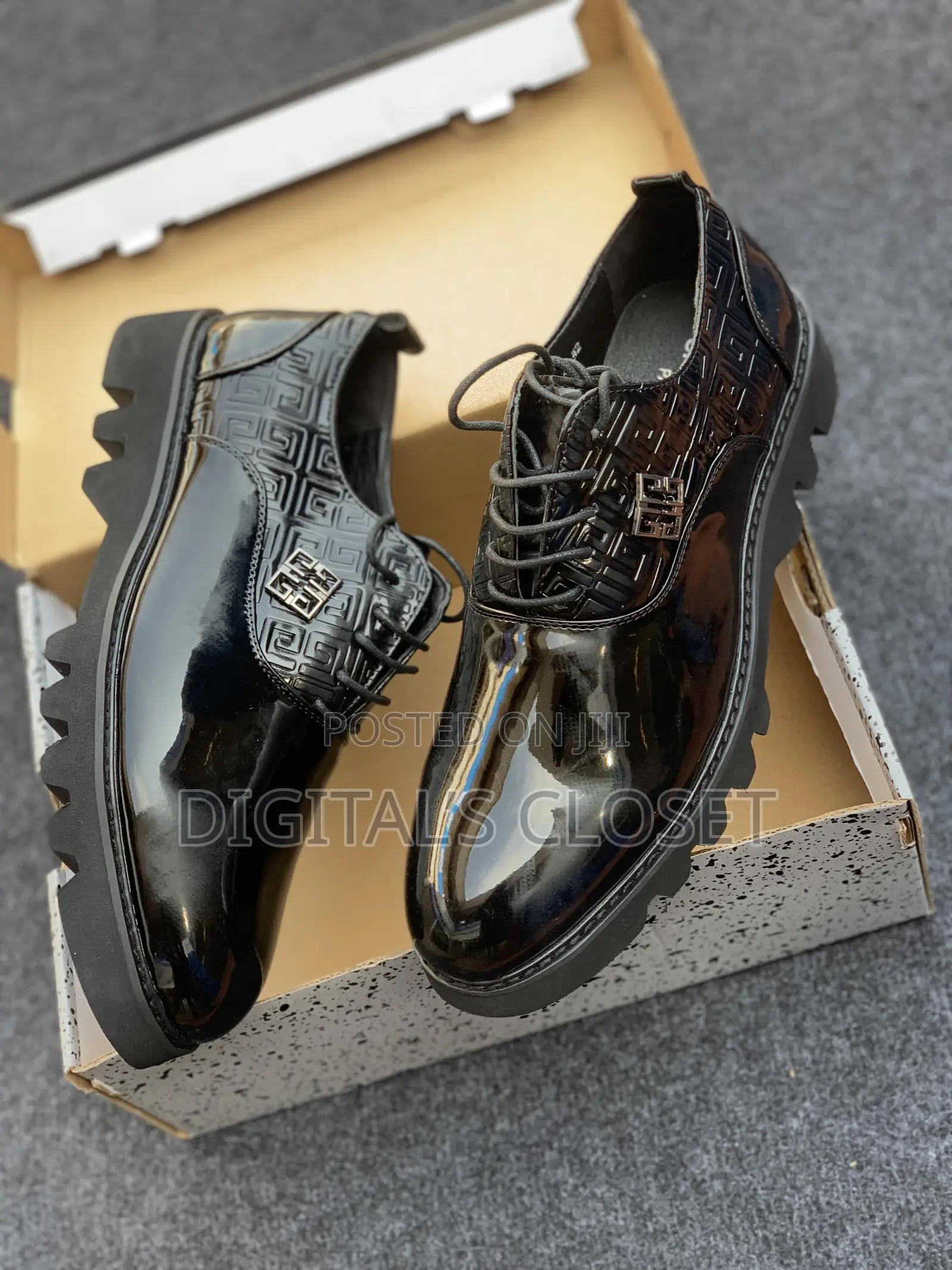 Leather Polished Shoe