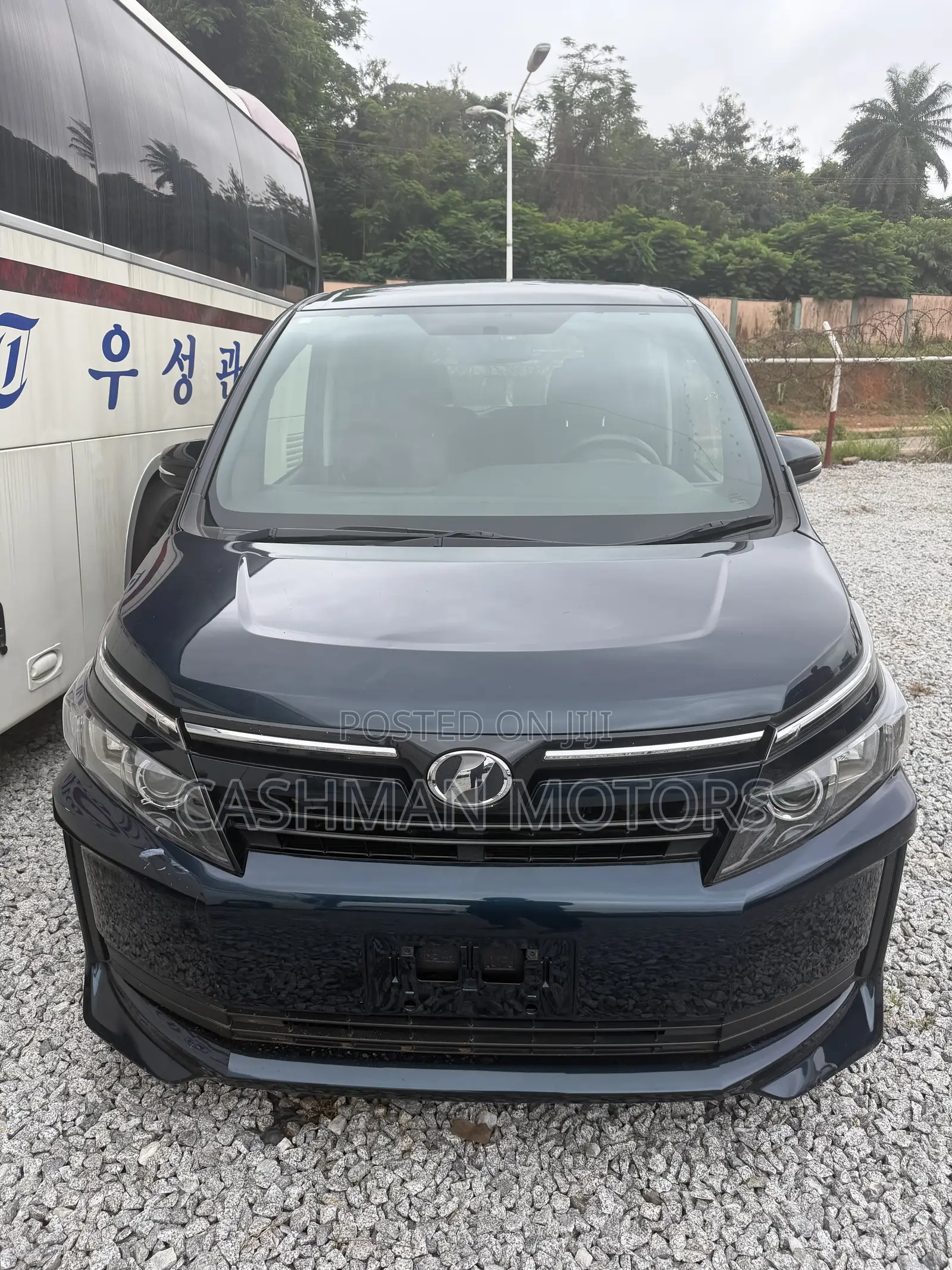 Toyota Voxy 2015 Green