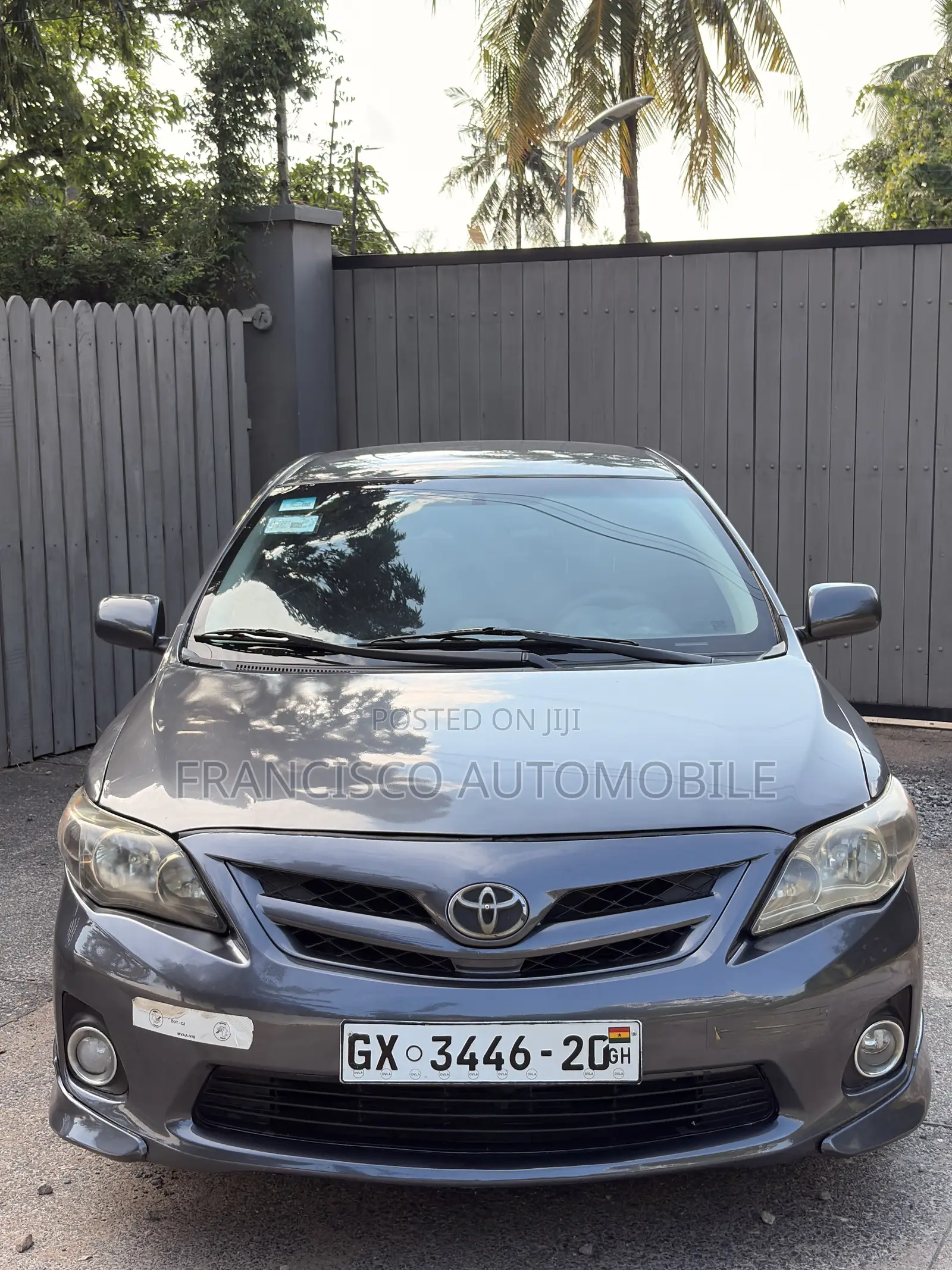 Toyota Corolla S 5-Speed 2013 Gray