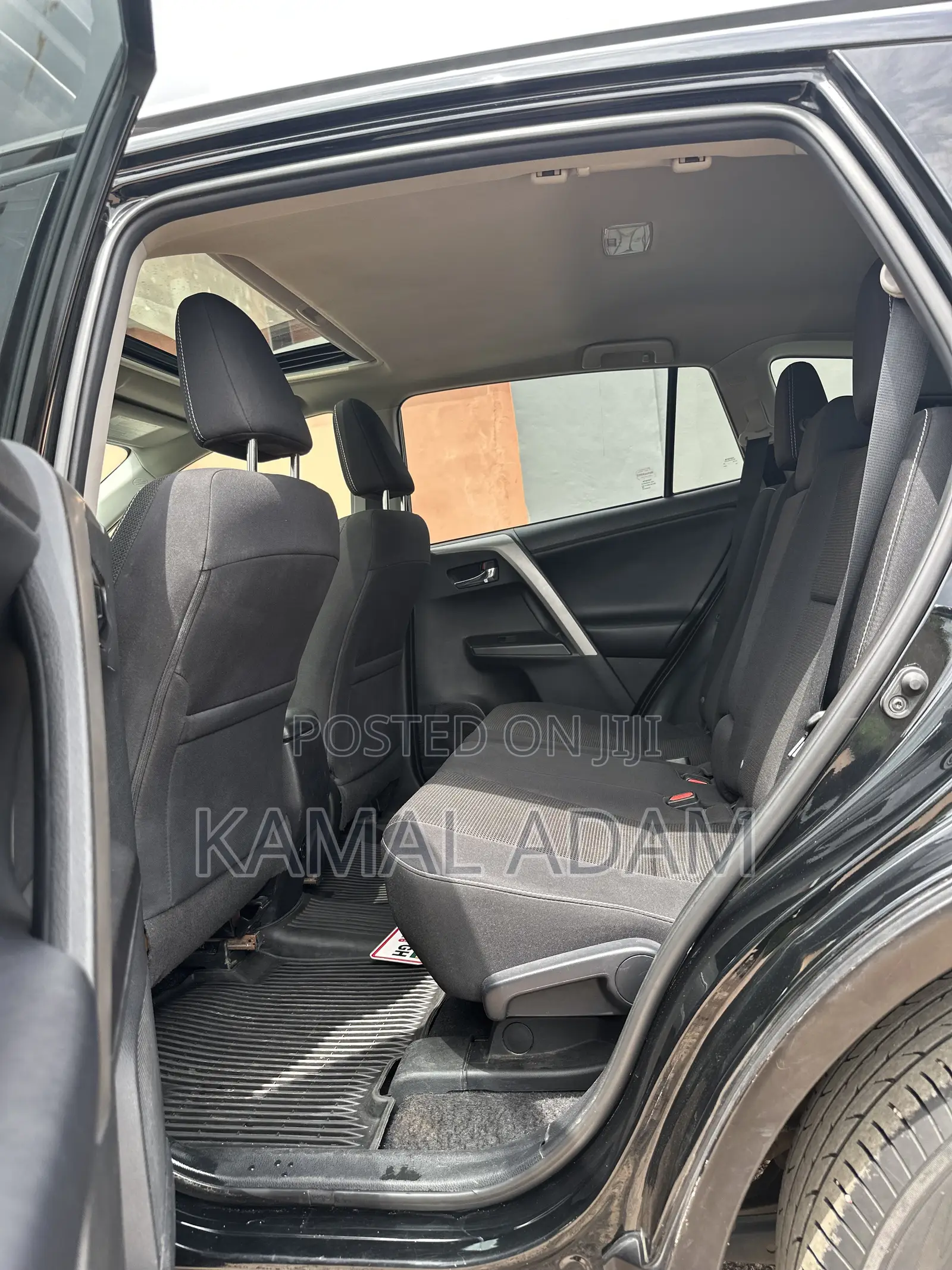 Toyota RAV4 XLE 4dr SUV AWD (2.5L 4cyl 6A) 2018 Black