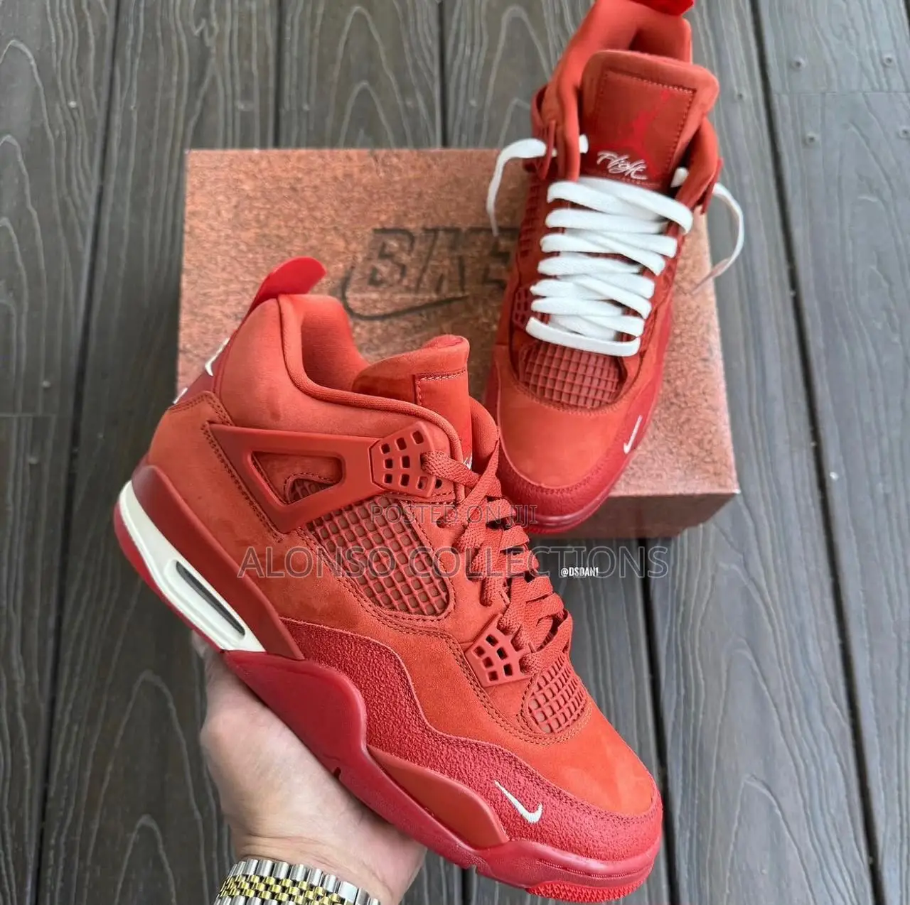 Jordan 4 Retro