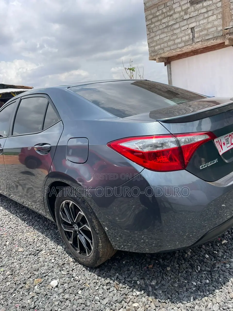 Toyota Corolla LE 4dr Sedan (1.8L 4cyl CVT) 2016 Gray