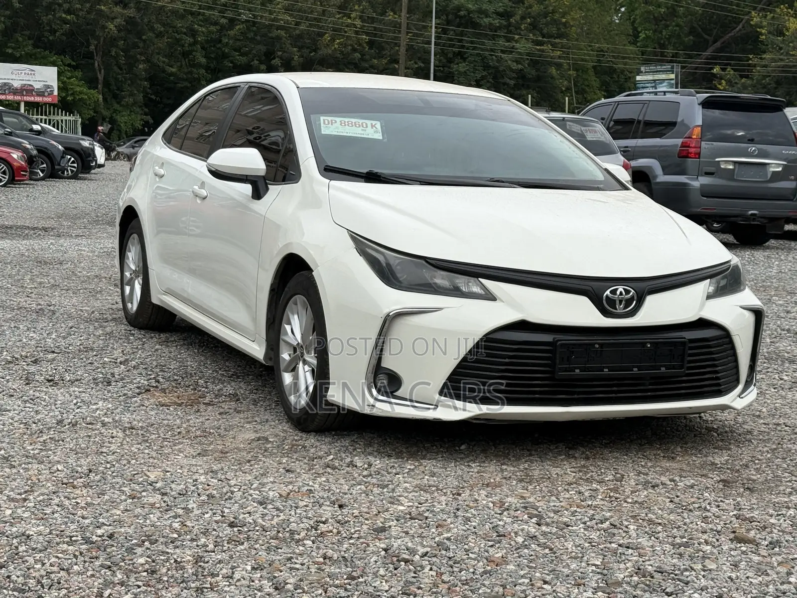 Toyota Corolla LE 2020 White