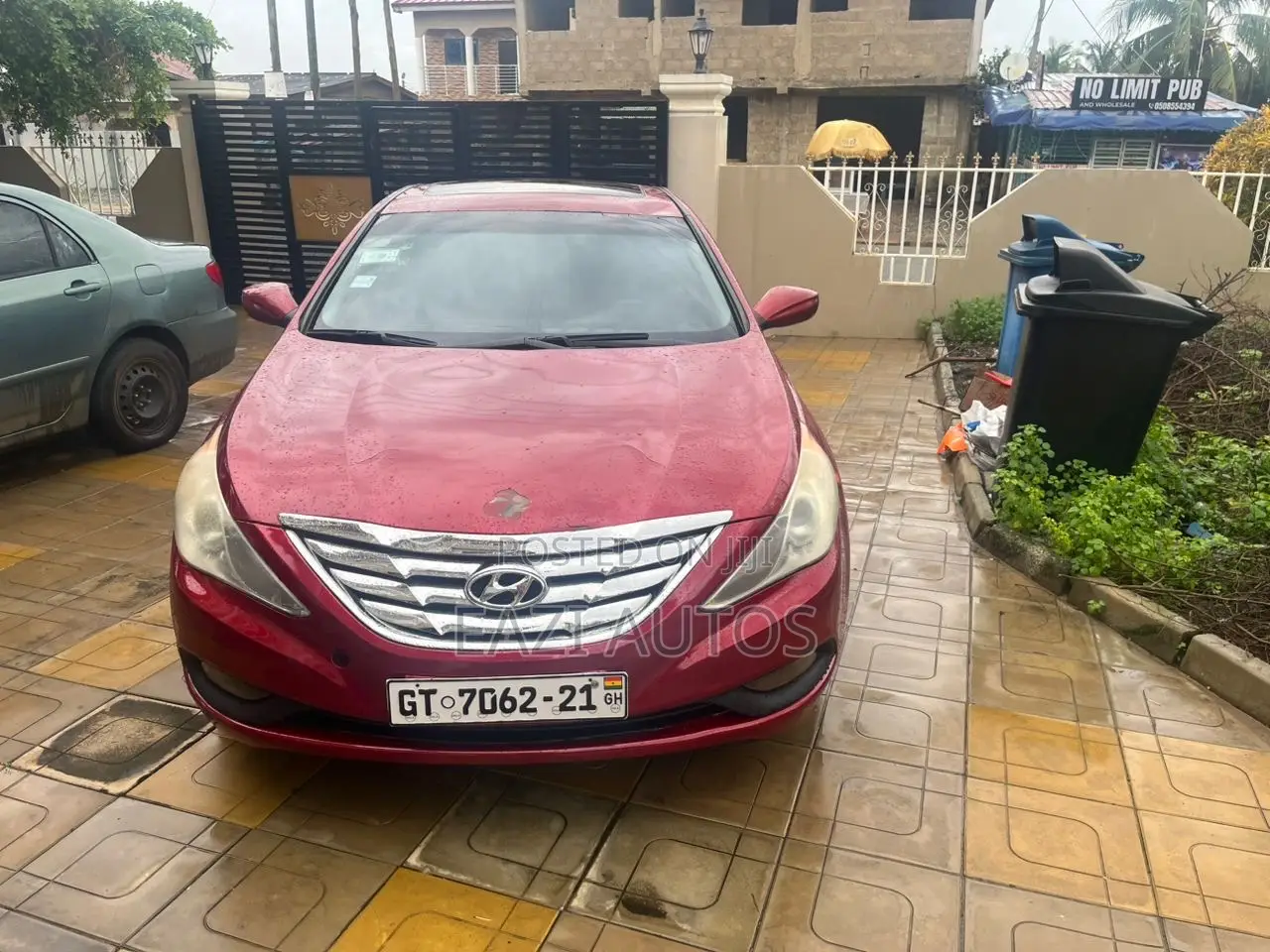 Hyundai Sonata Limited Sedan FWD (2.4L 4cyl 6A) 2013 Red