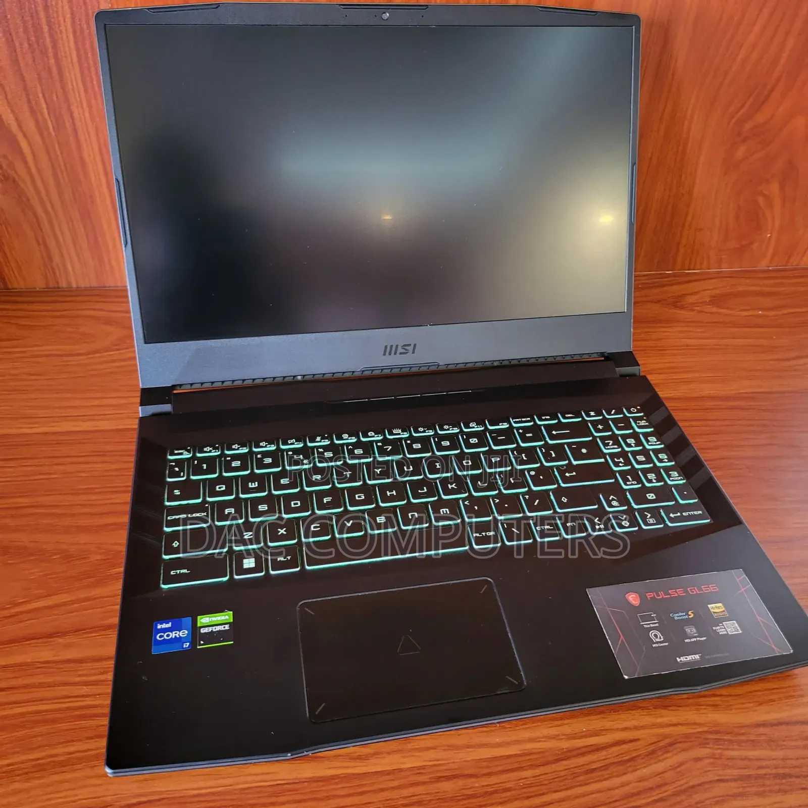 Laptop MSI GE66 Raider 10SGS 32GB Intel Core i7 SSD 1T