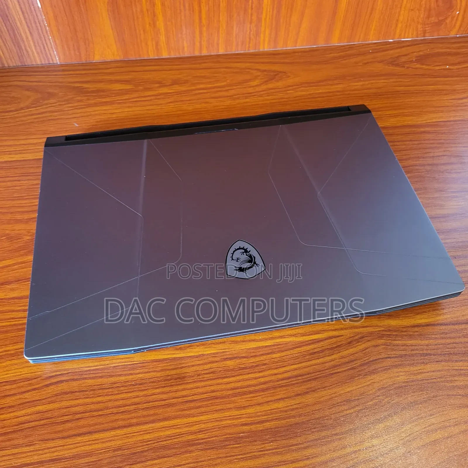 Laptop MSI GE66 Raider 10SGS 32GB Intel Core i7 SSD 1T