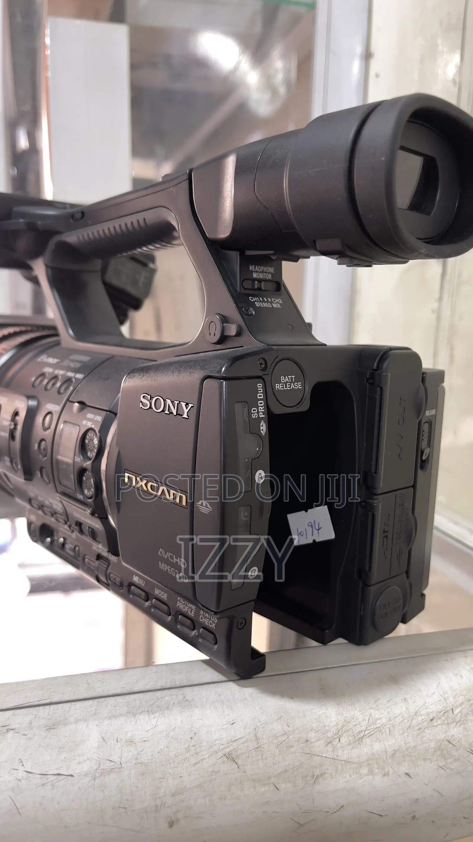 Sony HXR-Nx5 Camcorder