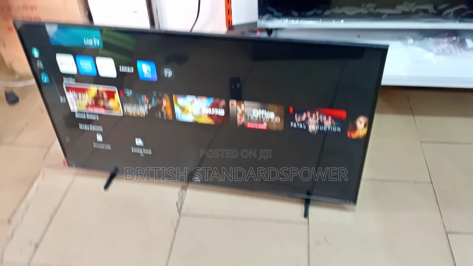 Enjoy Vivid Colors and Sharp Details the Samsung 43" Led Tv. 43inch