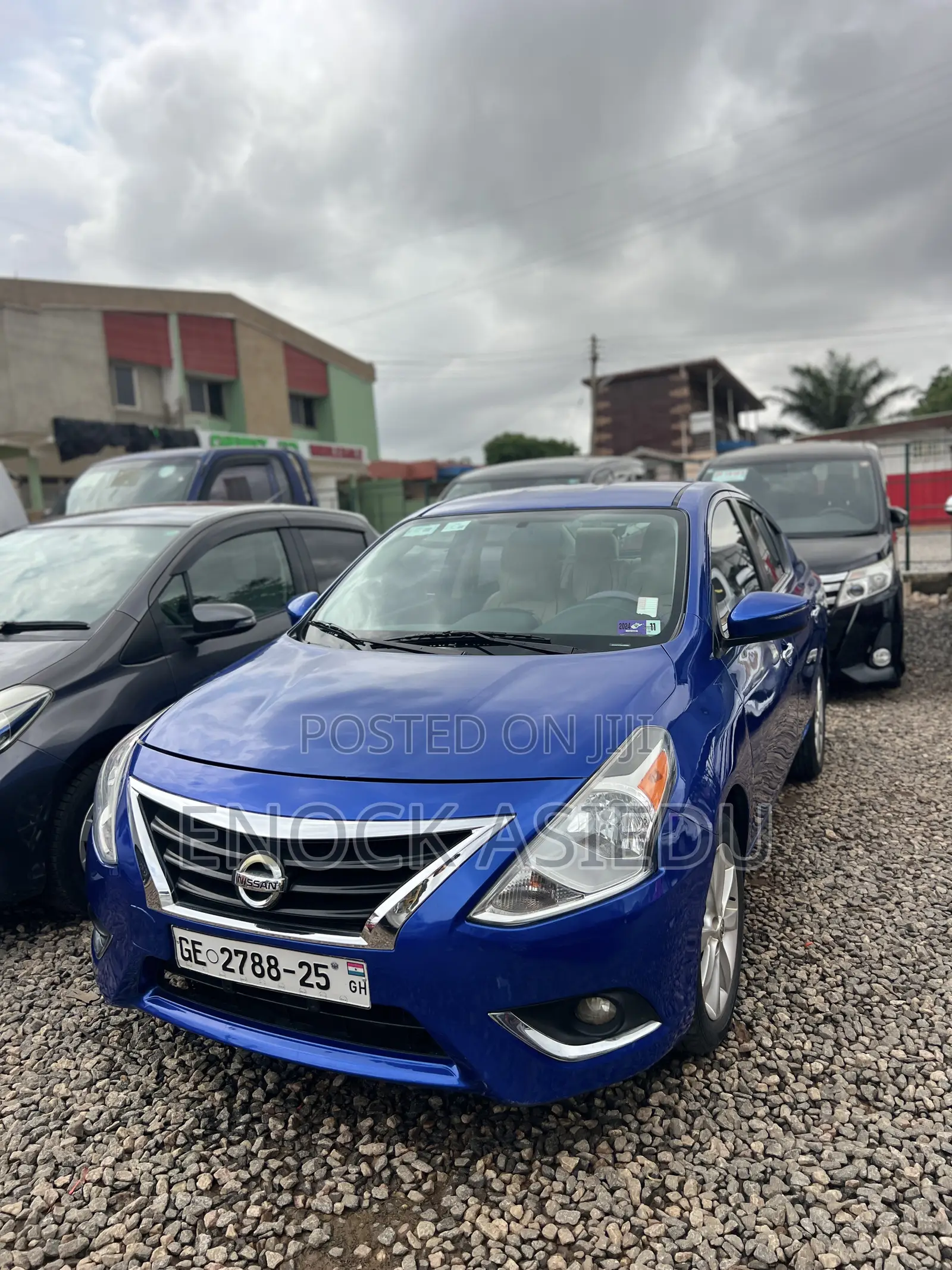 Nissan Versa 2017 Blue