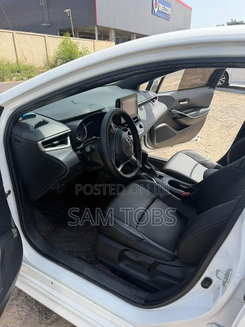Toyota Corolla 2021 White