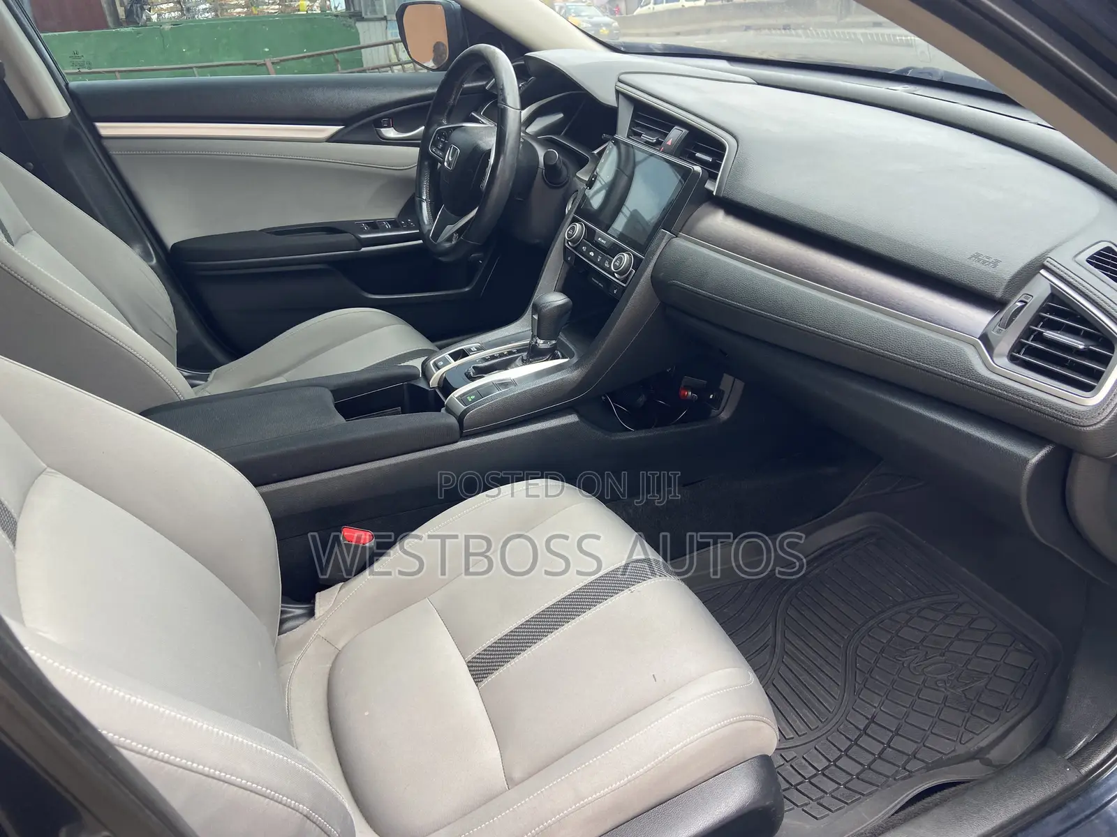 Honda Civic EX Hatchback 2018 Blue