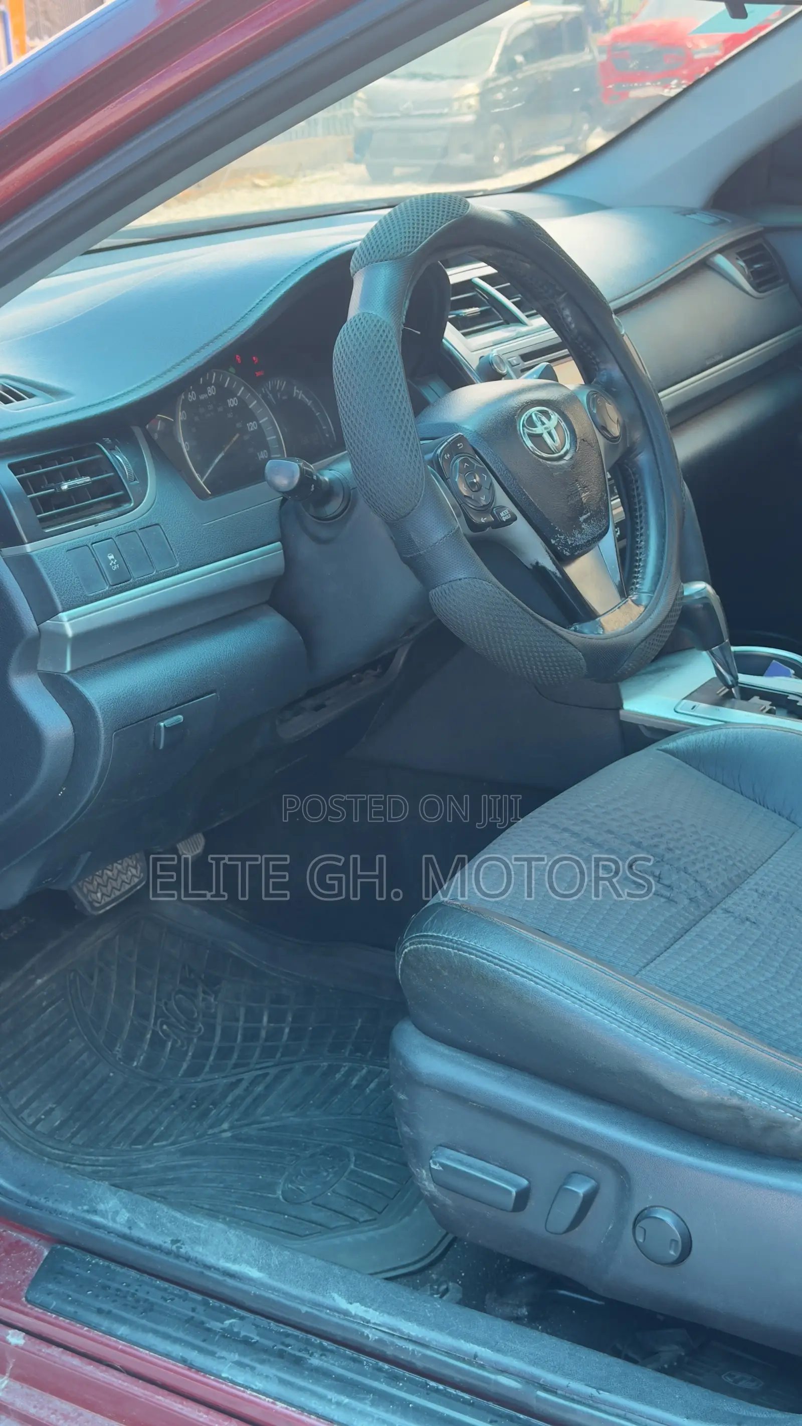 Toyota Camry 2014 Red