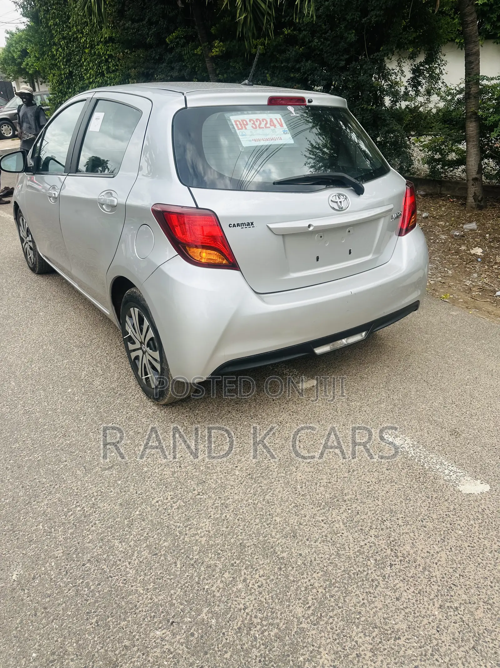 Toyota Yaris SE Hatchback 5dr 2017 Silver