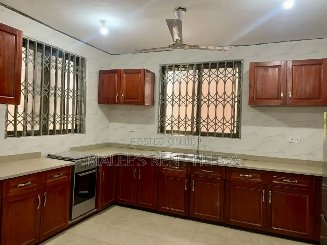 3bdrm Apartment in Maleesrenthub, Spintex for rent