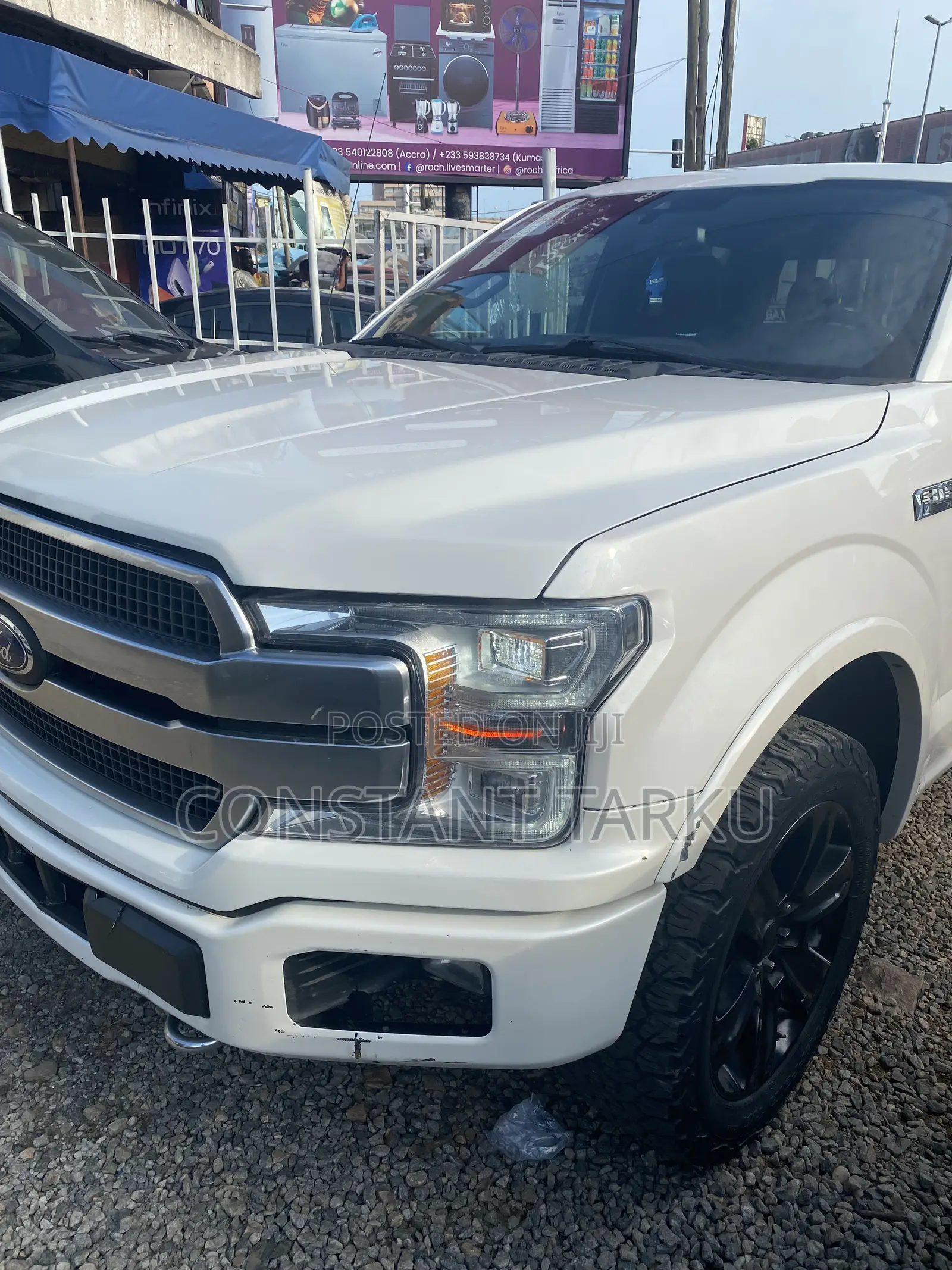 Ford F-150 Platinum 4x4 SuperCrew Cab Styleside 5.5 ft. box 145 in. WB White
