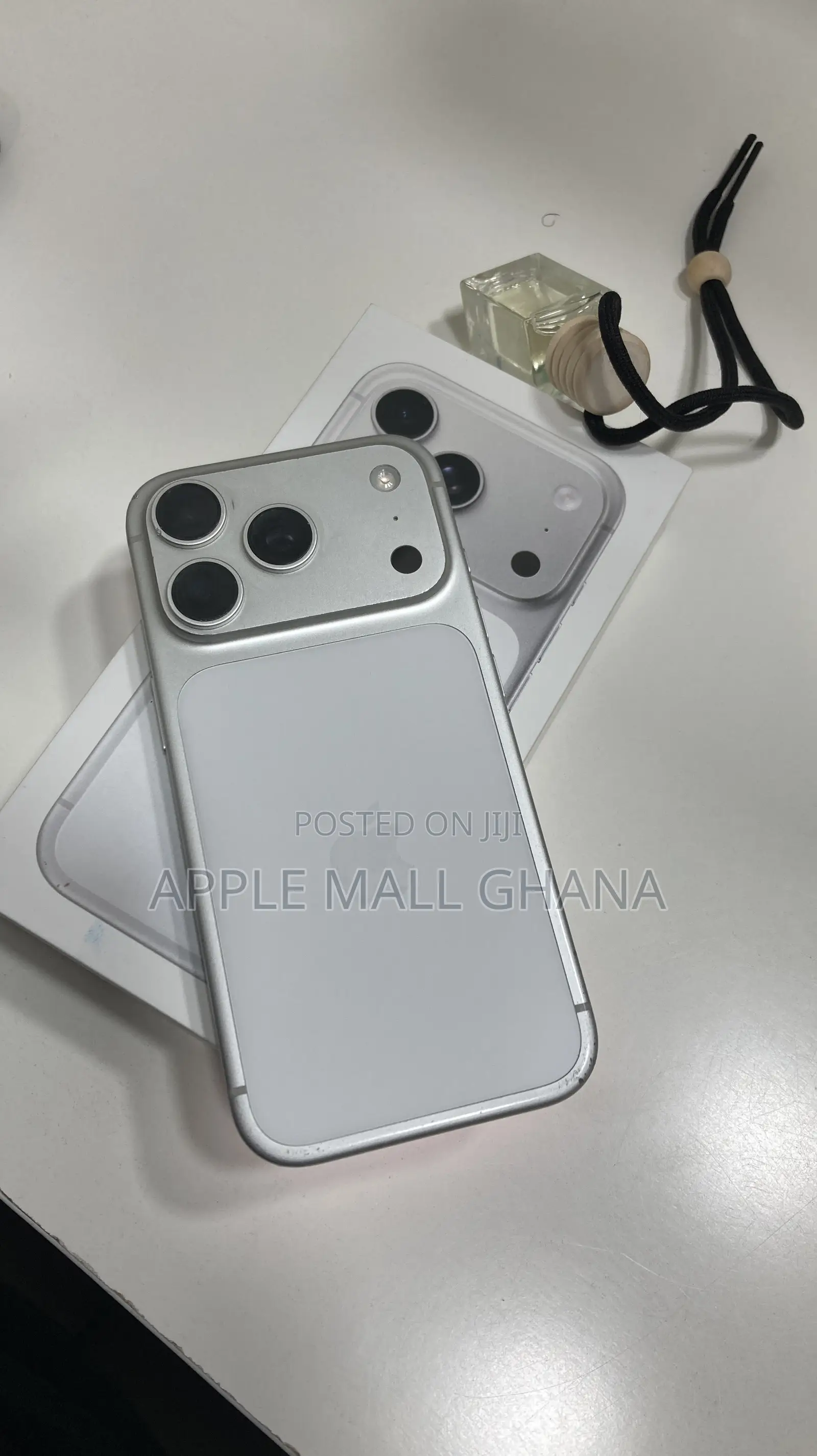 New Apple iPhone 17 Pro Max 256 GB Silver