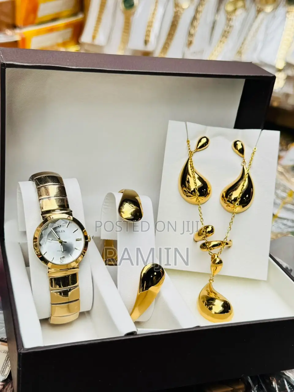 Lady's Luxury Watches + Bracelet, Necklace, Earrings Set