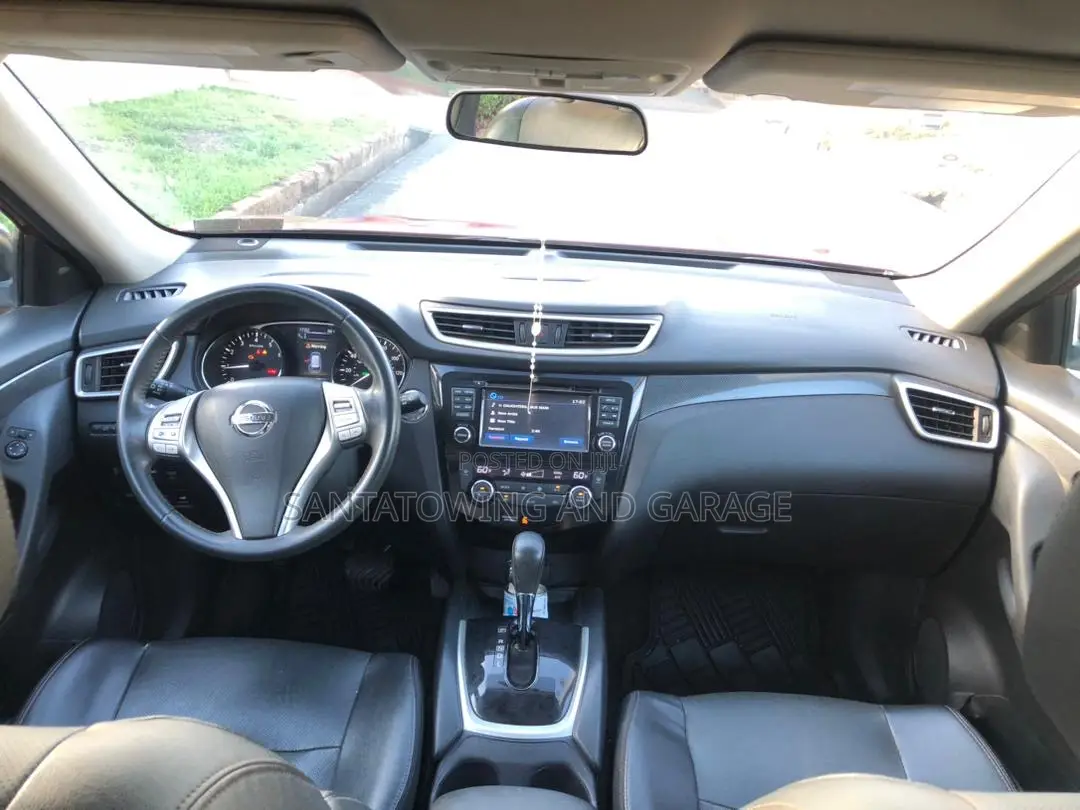 Nissan Rogue 2016 Red