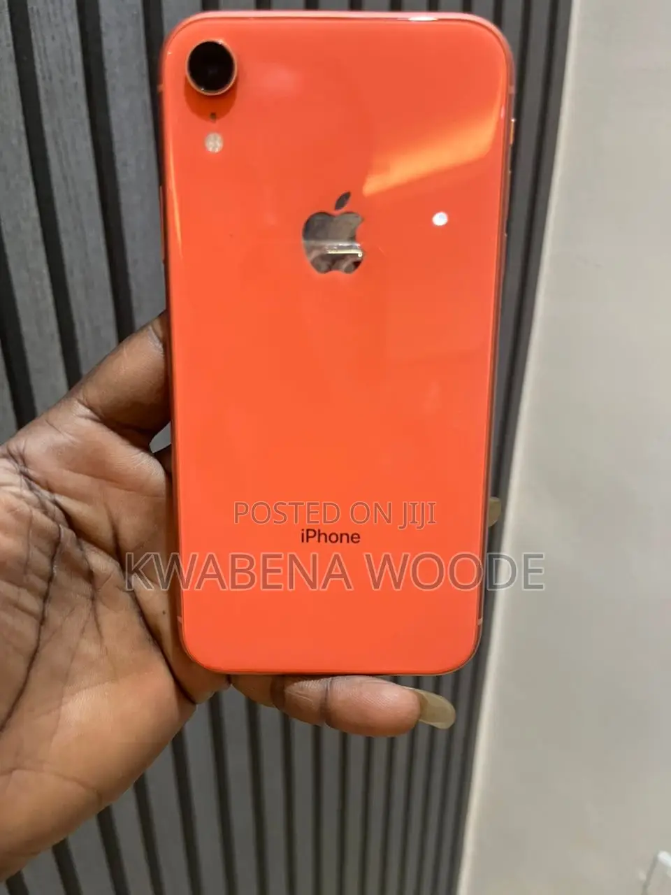 New Apple iPhone XR 64 GB Orange