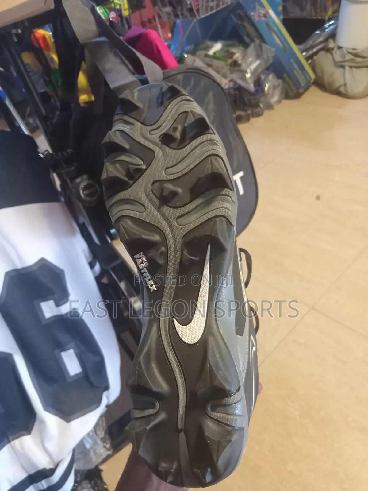 Alpha Nike Sneaker