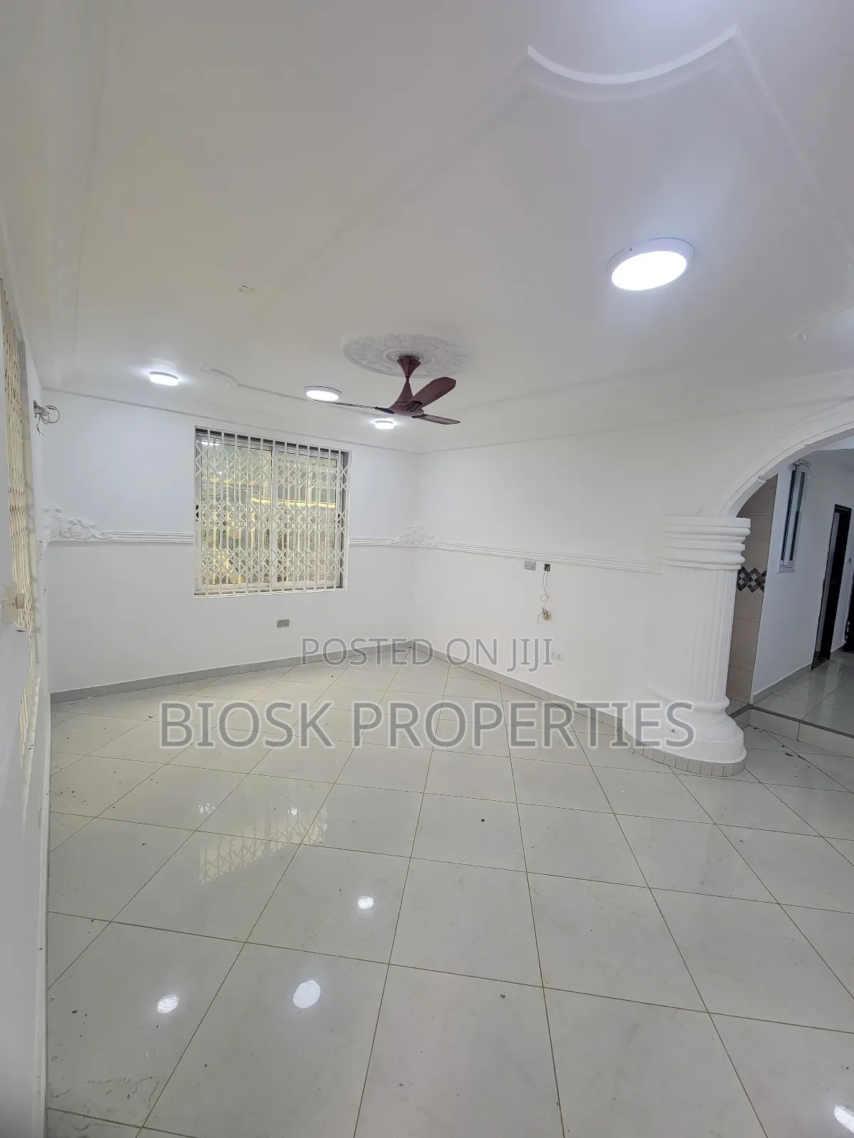 3bdrm Apartment in Biosk Properties, Malejor for rent