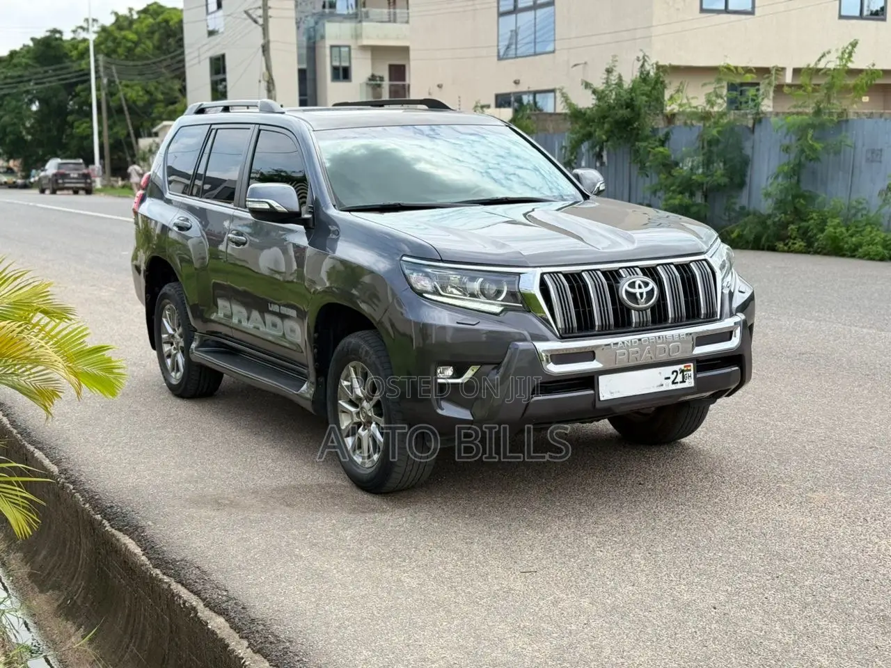 Toyota Land Cruiser Prado 2.8 2019 Gray