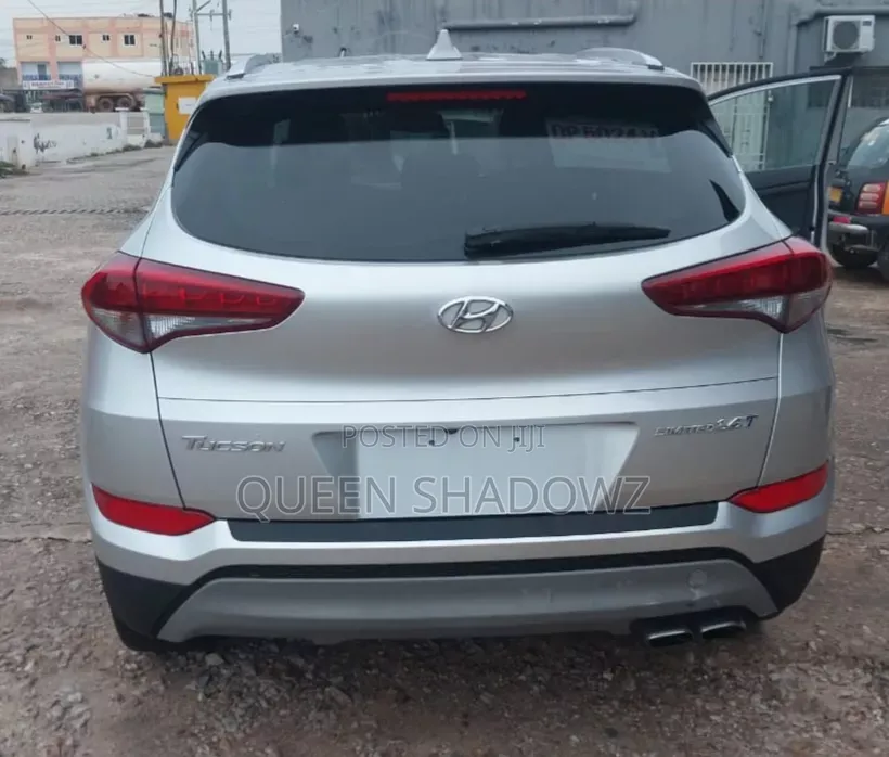 Hyundai Tucson 2017 Silver
