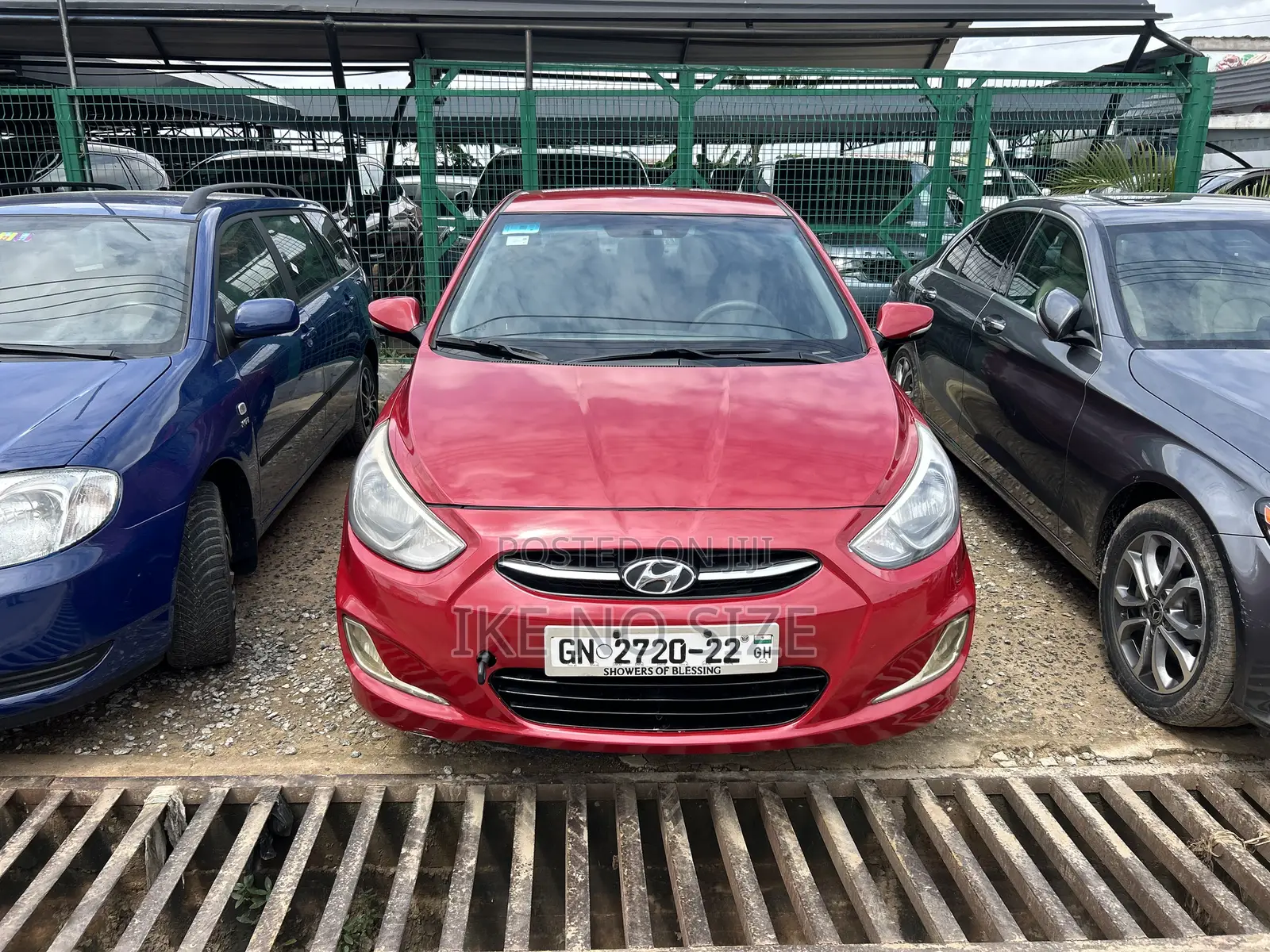 Hyundai Accent 2015 Red