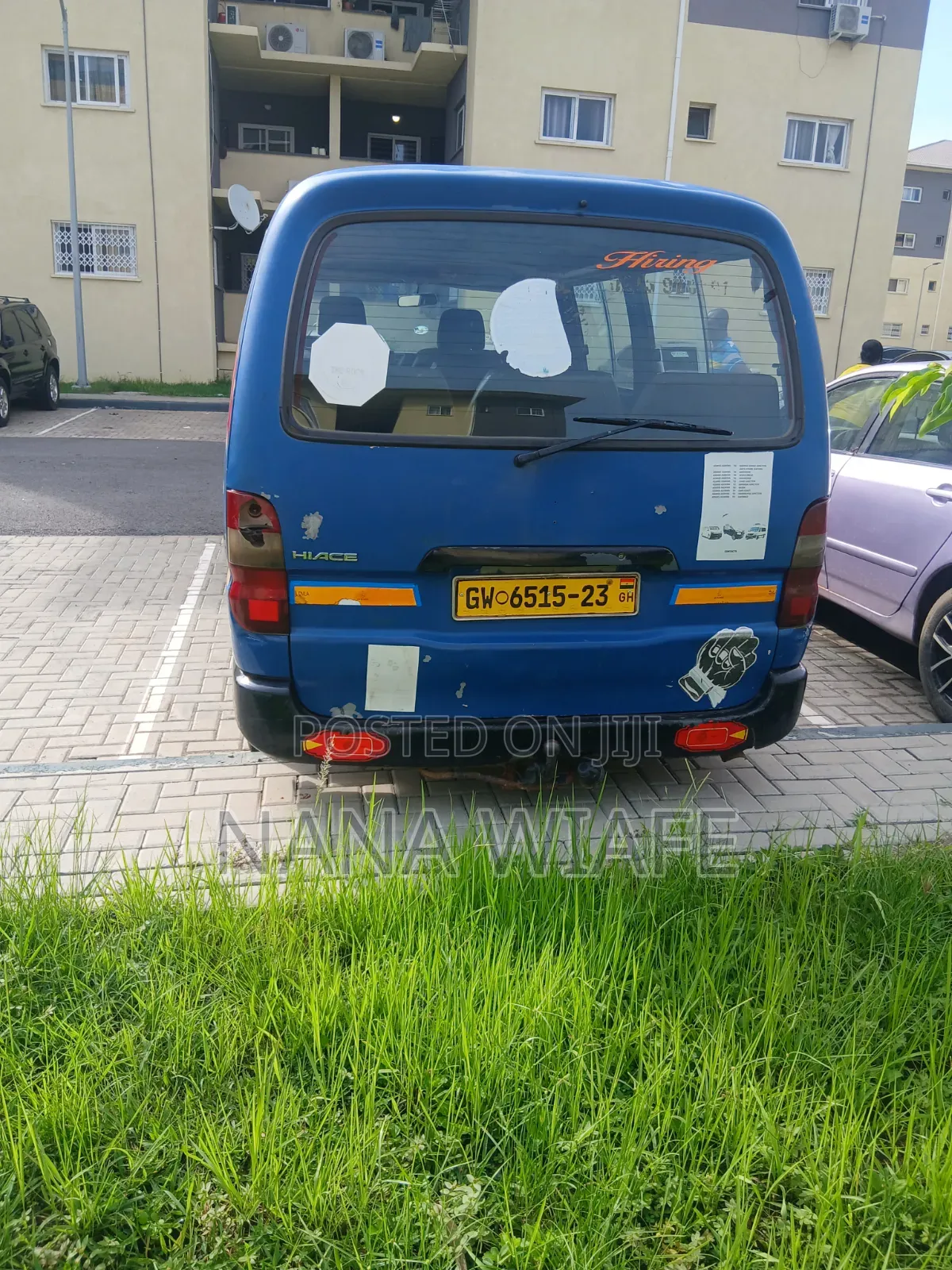 Toyota HiAce 1998 Brown