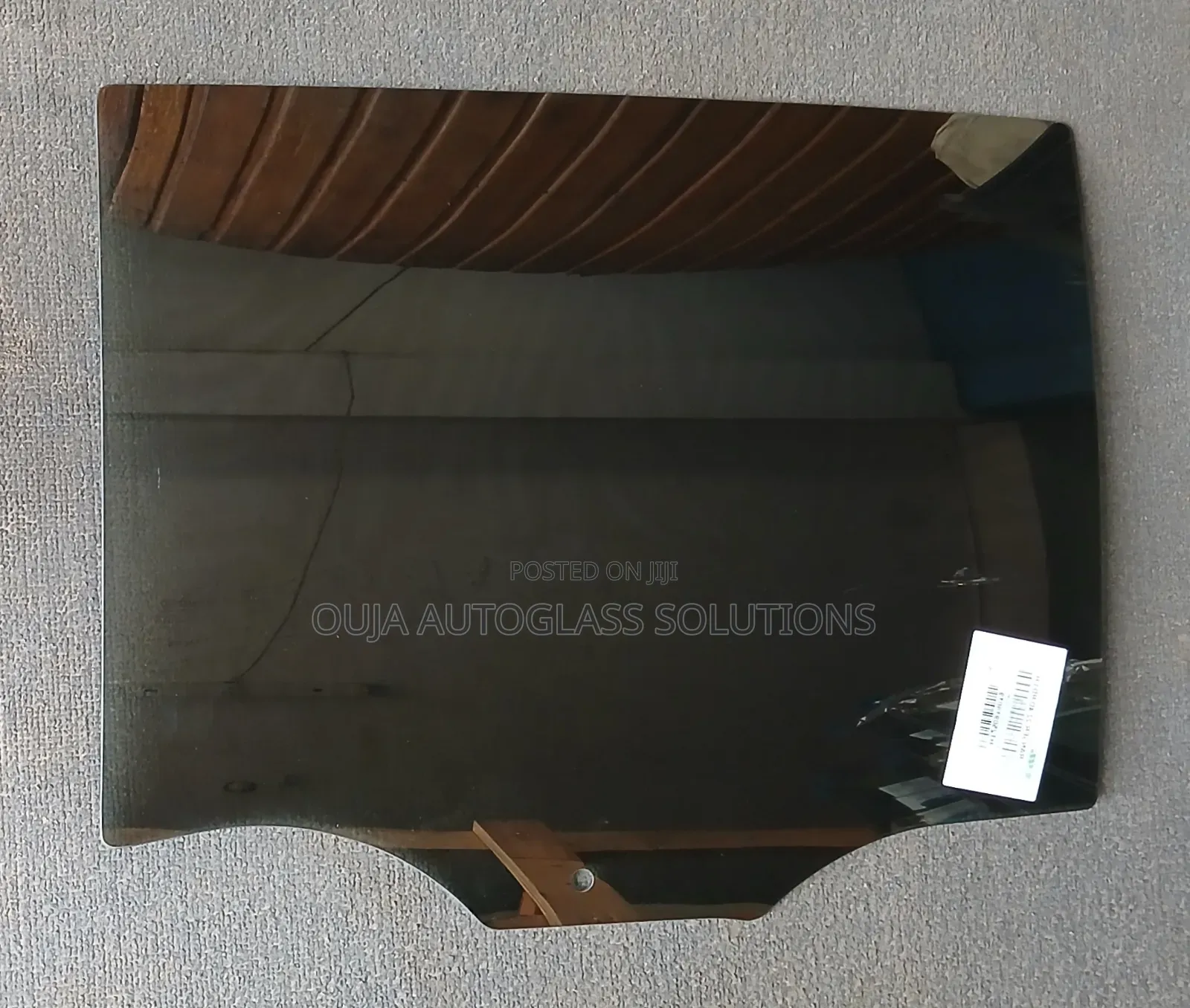 2022 Vw Amarok Rear Left Door Glass Available