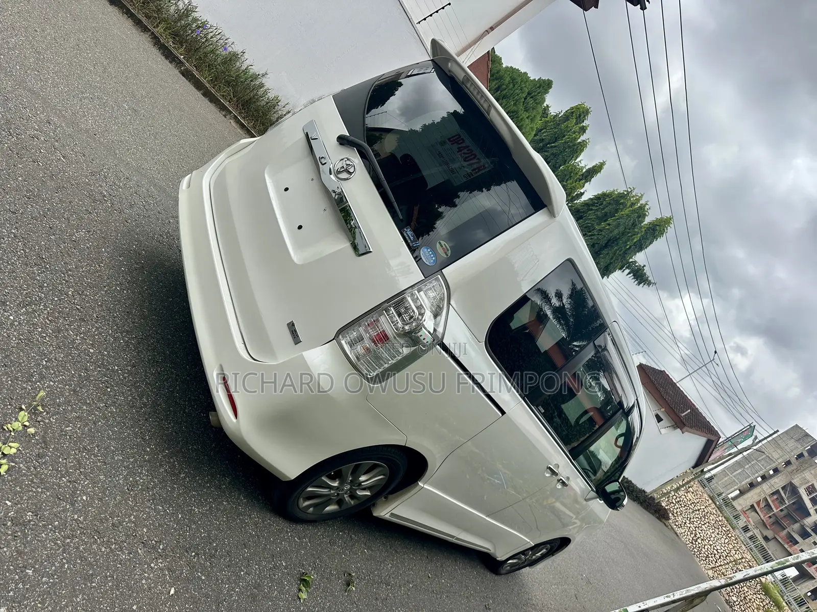 Toyota Voxy 2012 White