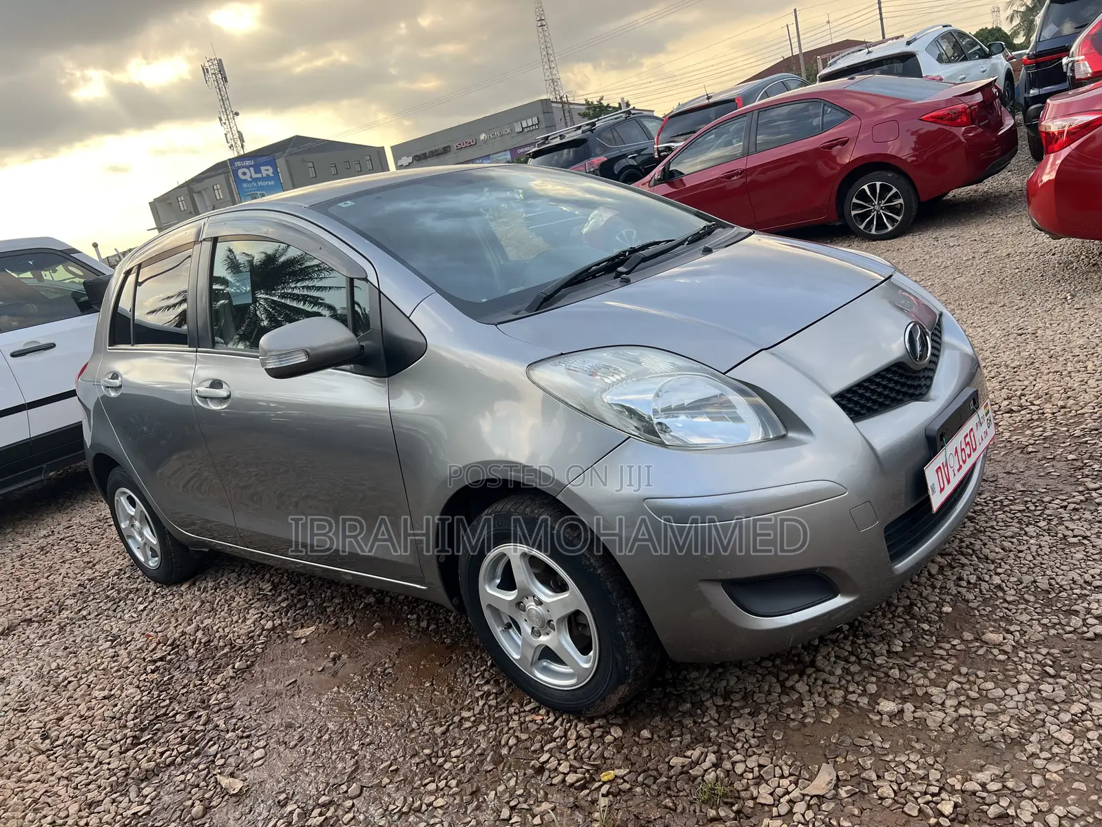 Toyota Vitz 1.5 FWD 3dr 2011 Gray
