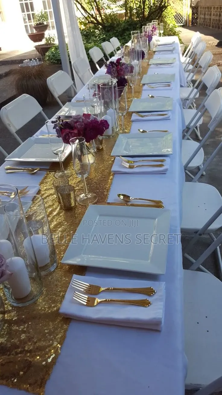 Balloon Decor and Table Decor for Intimate Setup