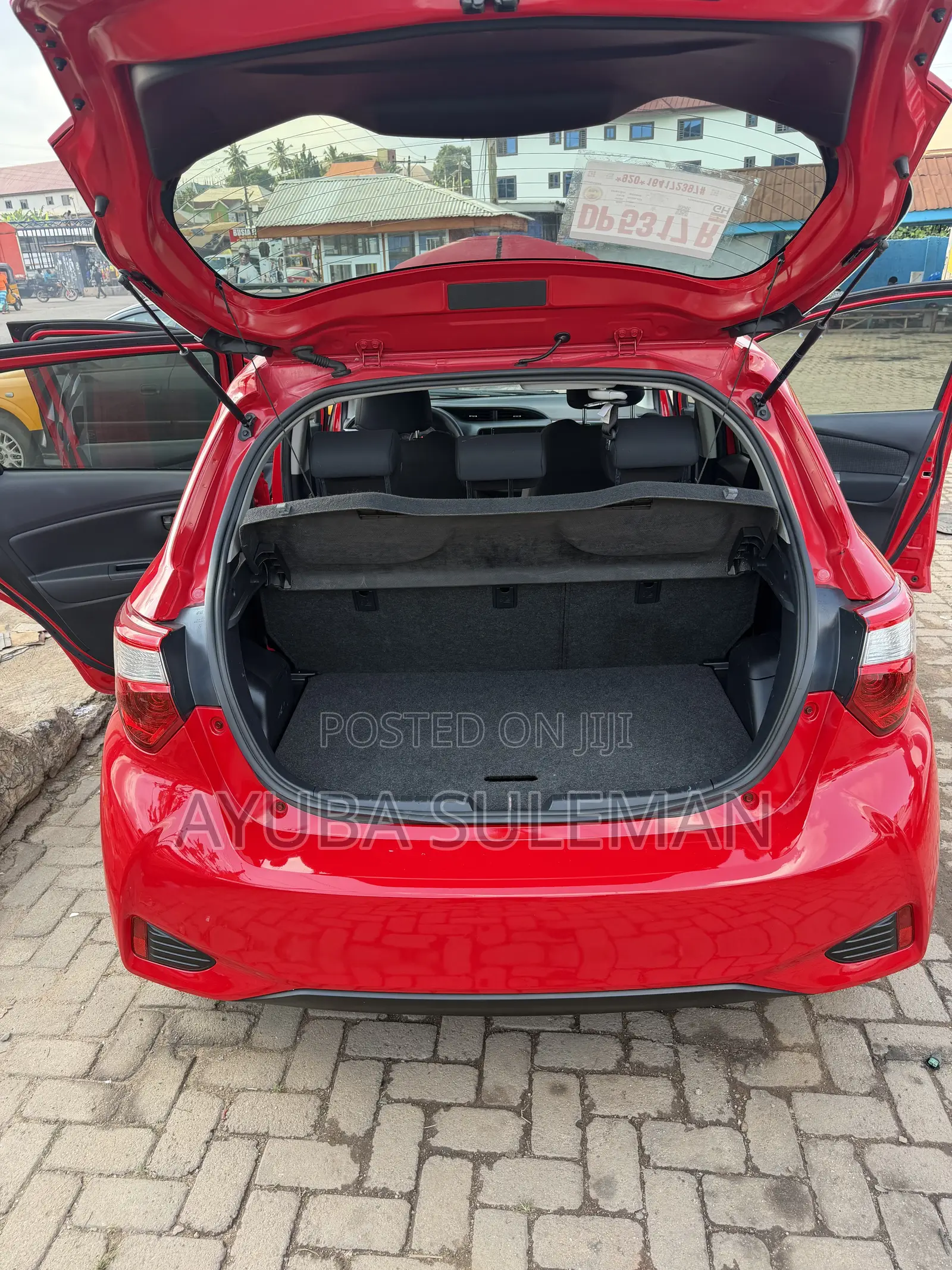Toyota Yaris 2017 Red