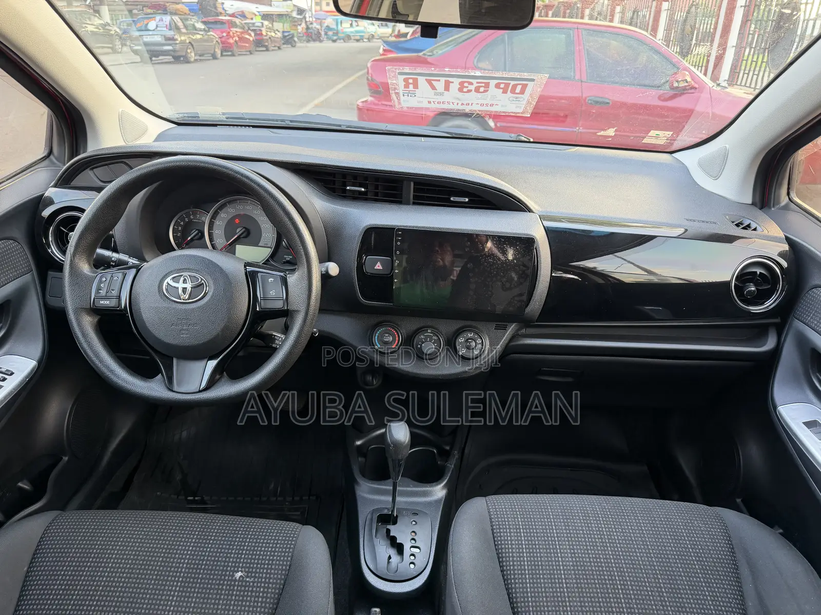 Toyota Yaris 2017 Red