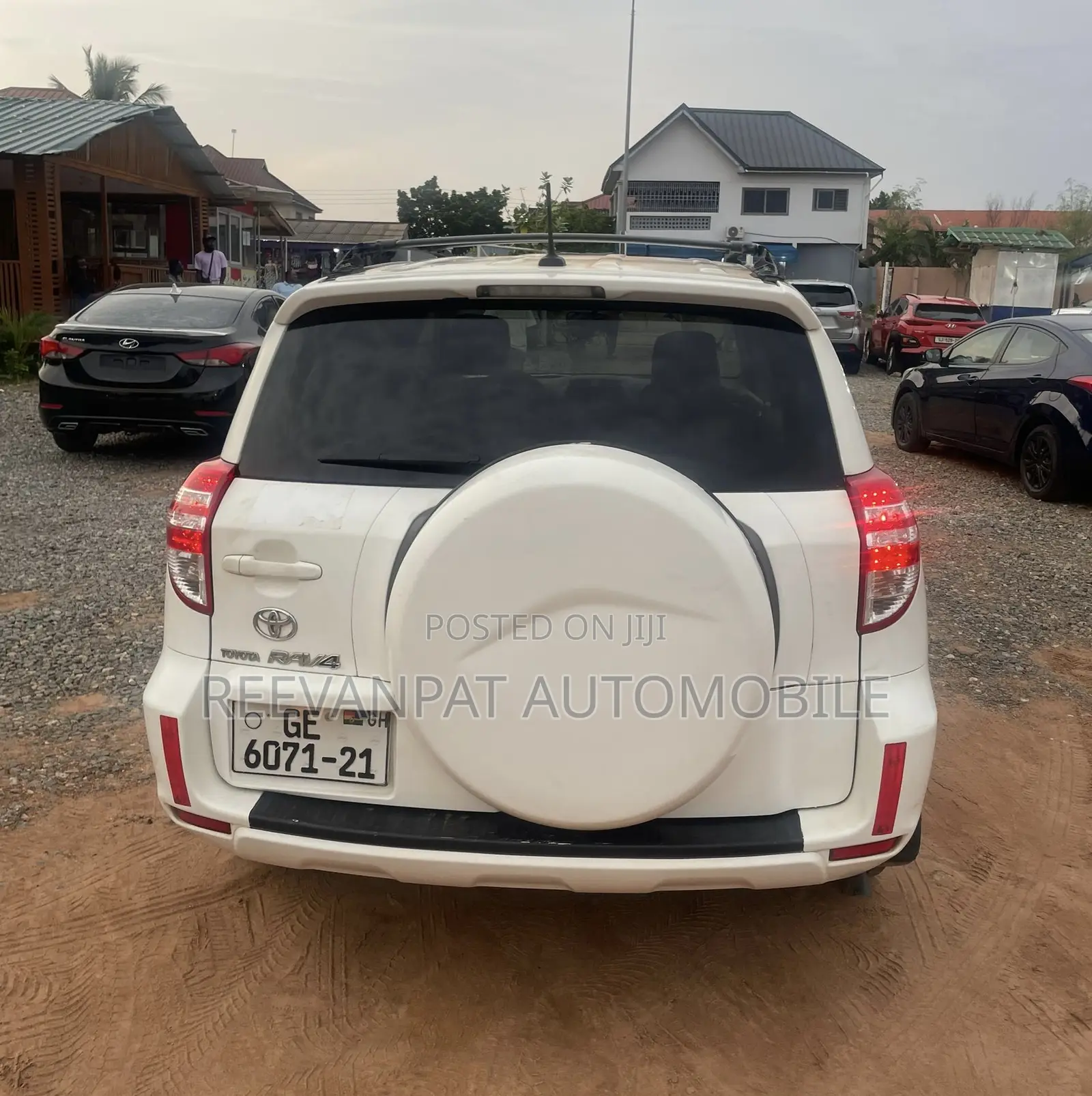 Toyota RAV4 2010 White