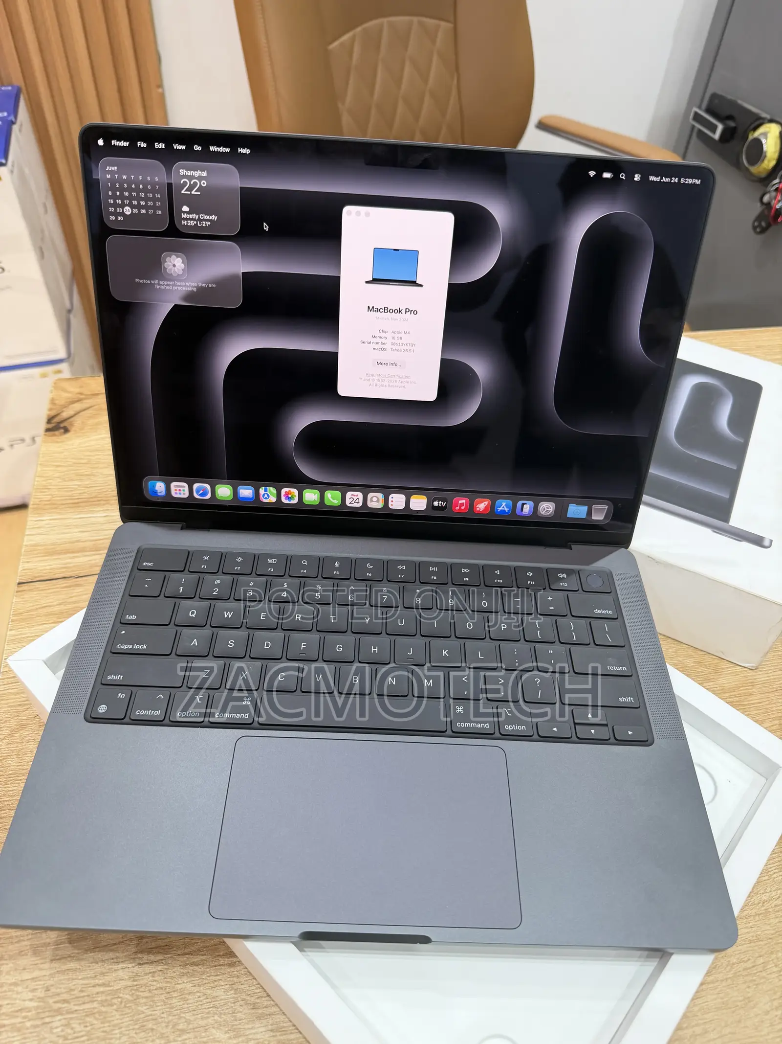 Laptop Apple MacBook Pro 2024 M4 16GB Apple M4 SSD 512GB