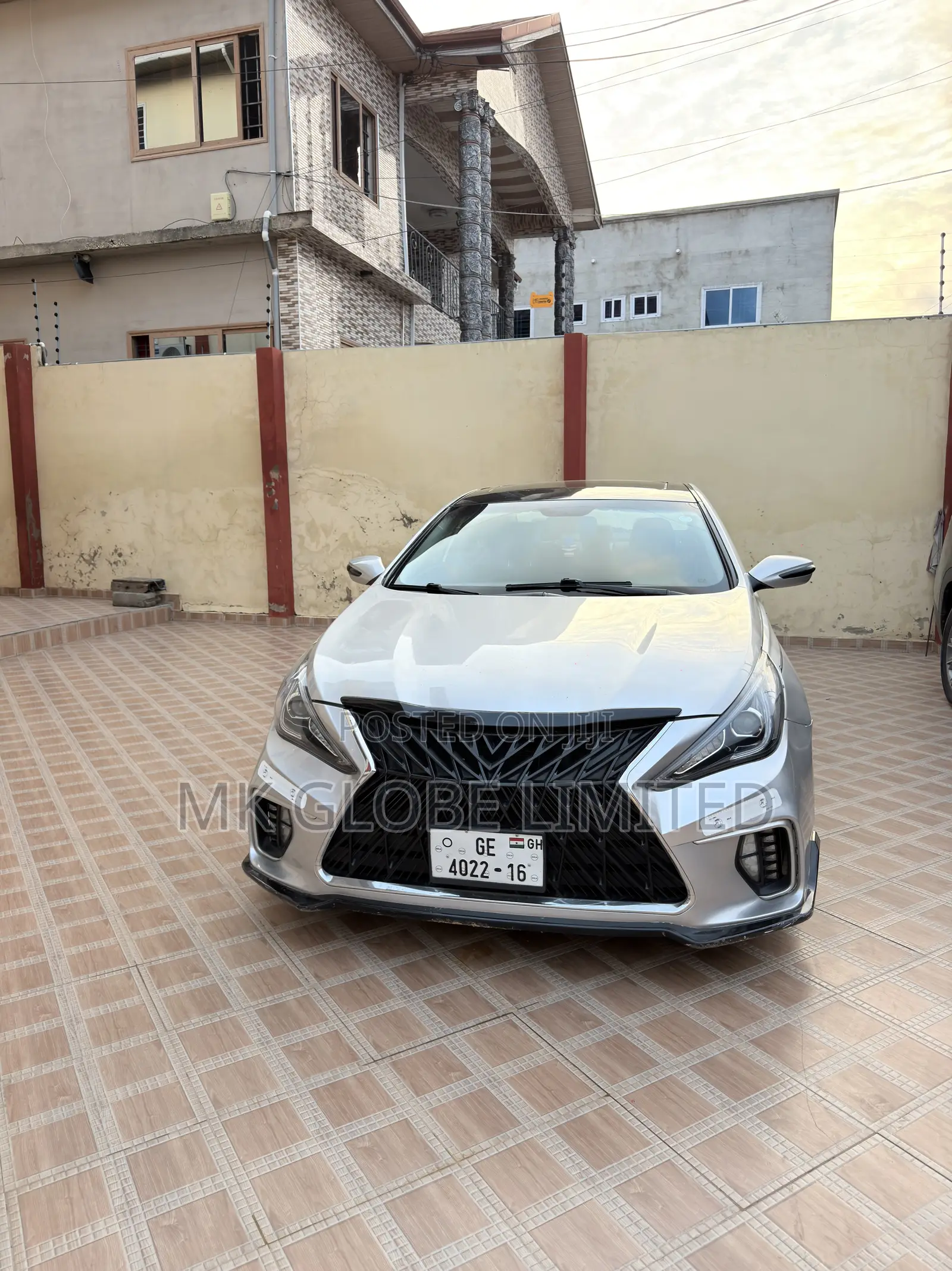 Hyundai Sonata SE 2.0T Sedan FWD (2.0L 4cyl 6A) 2012 Silver