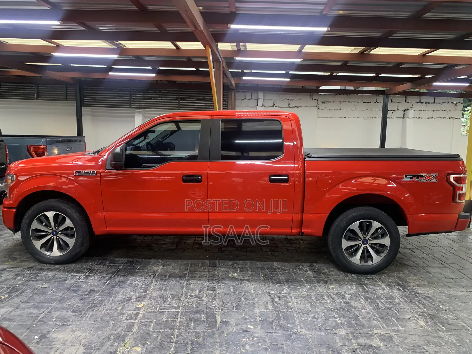 Ford F-150 2022 Red
