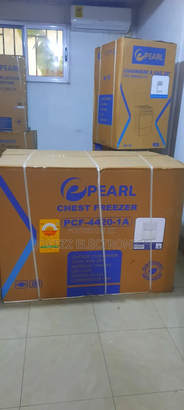 Pearl Freezer 316 Liters