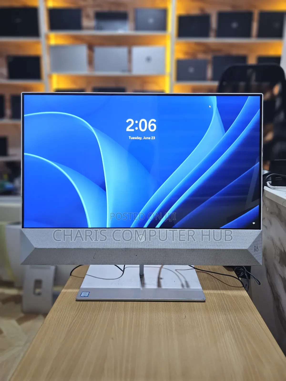 Desktop Computer HP Pavilion 24 16GB Intel Core i5 SSHD (Hybrid) 1T