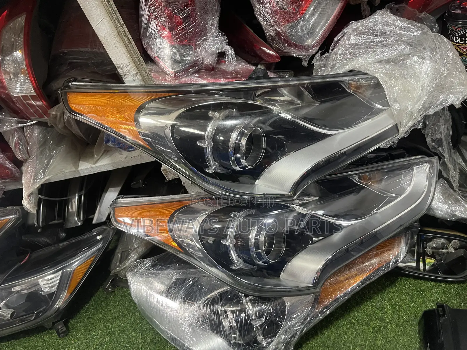 Hyundai Veloster 2012-2016 Turbo Headlights Original Pair