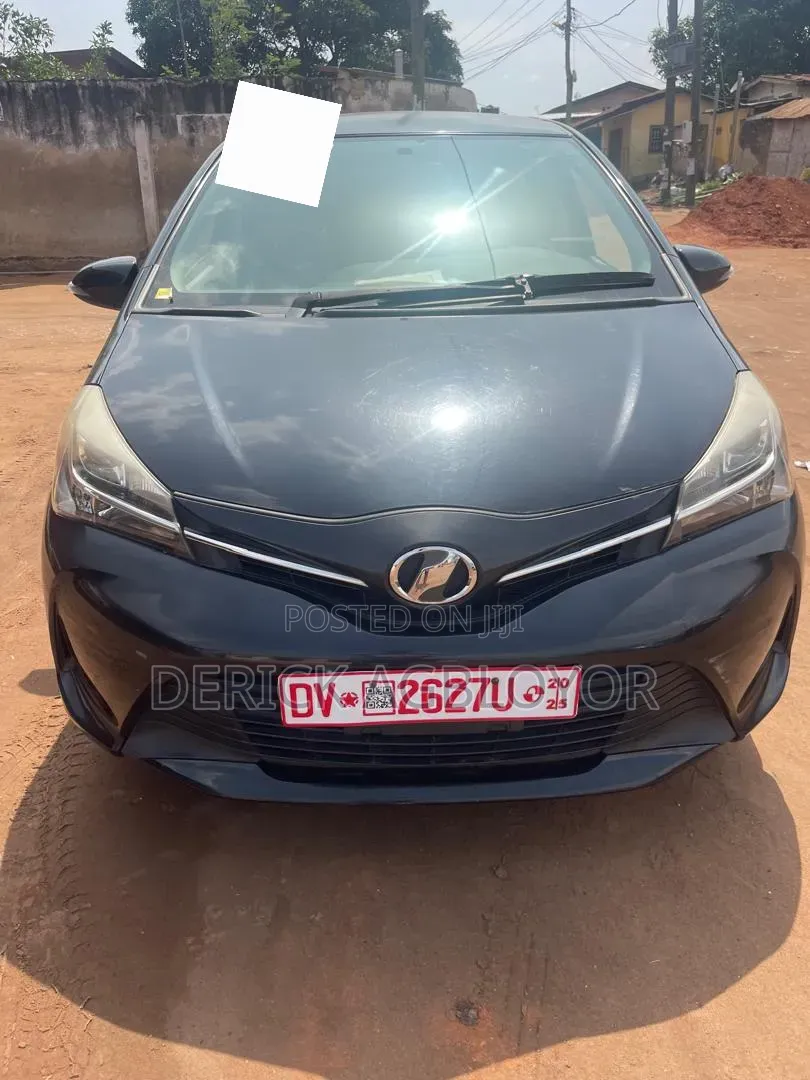 Toyota Vitz 2014 Black
