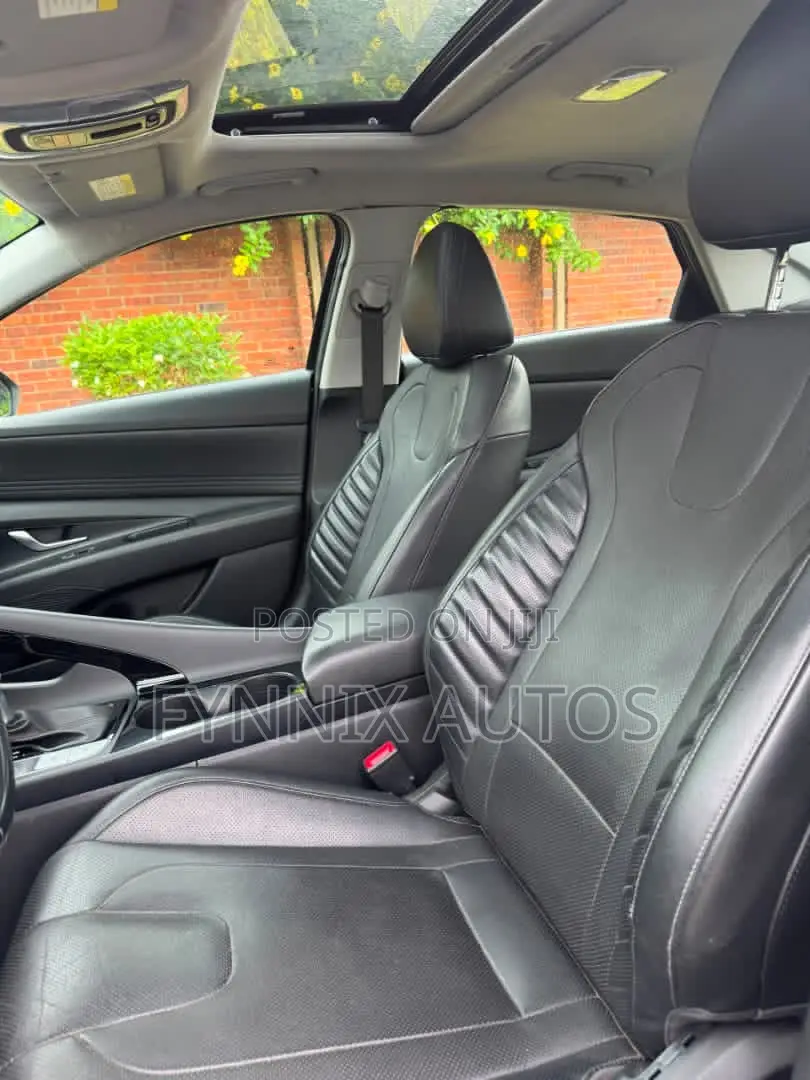Hyundai Elantra Limited 2021 Gray