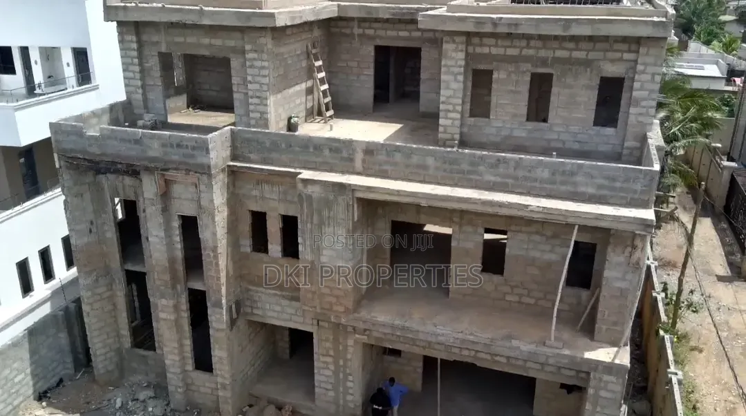 5bdrm House in Dki Properties, Frafraha for sale