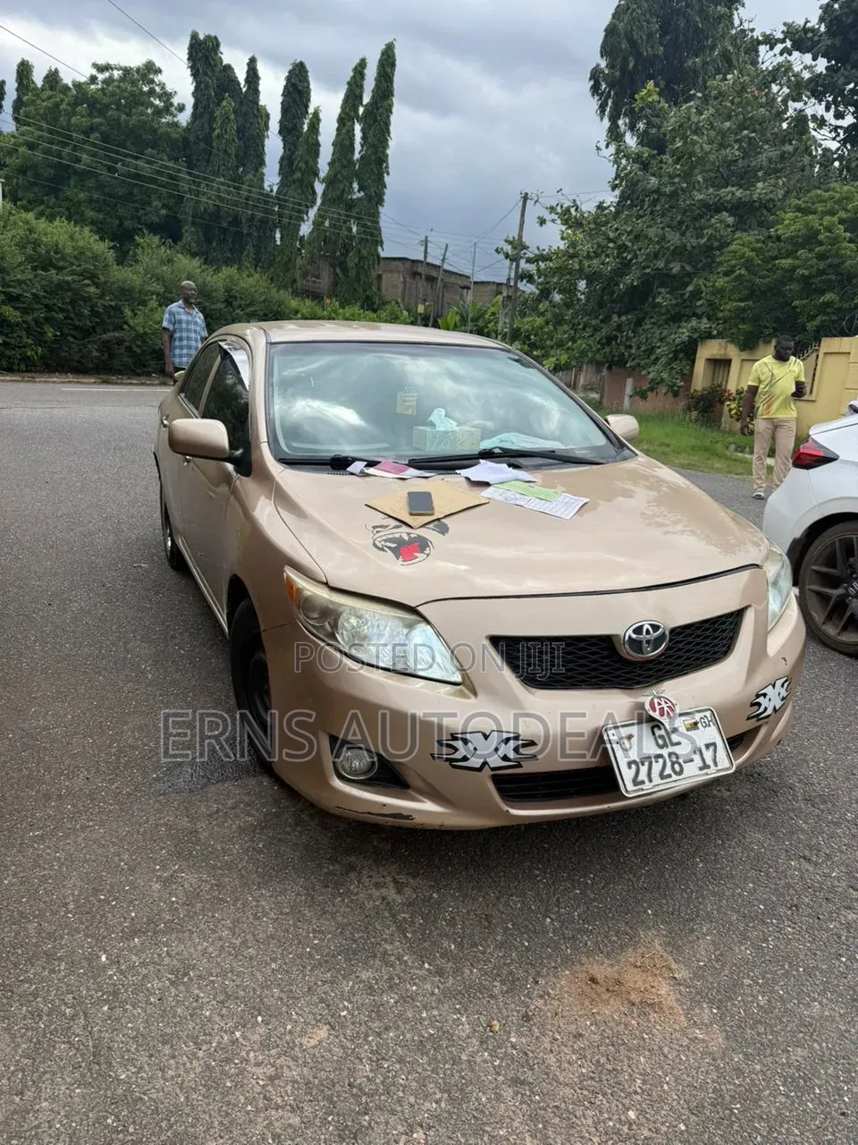 Toyota Corolla Base 4dr Sedan (1.8L 4cyl 5M) 2010 Brown