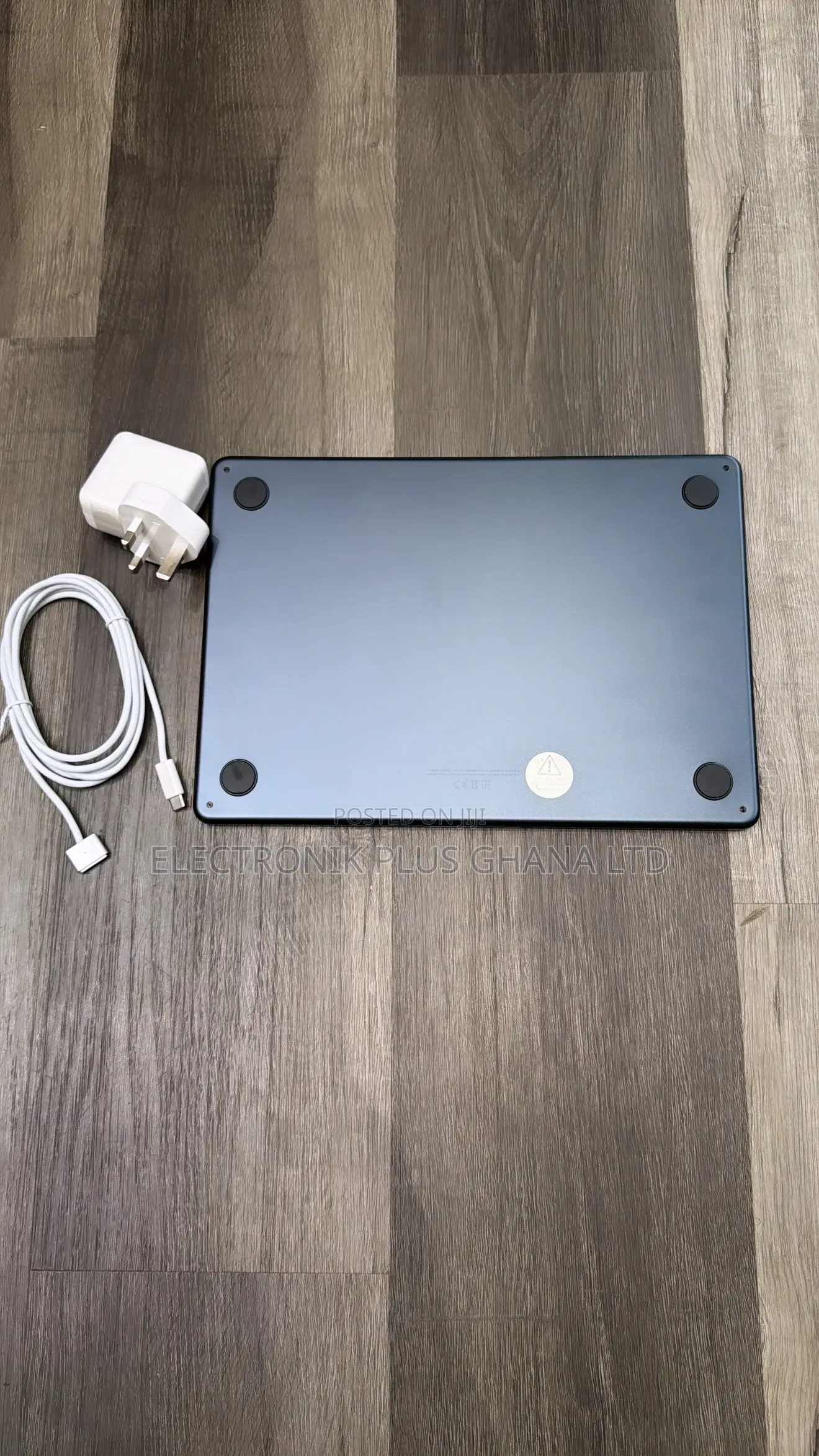 Laptop Apple MacBook Air 2024 M3 16GB Apple M3 SSD 256GB